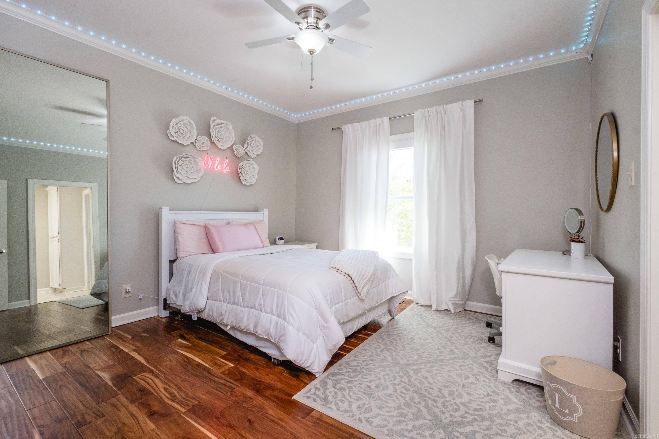 LONGLEA - Residential