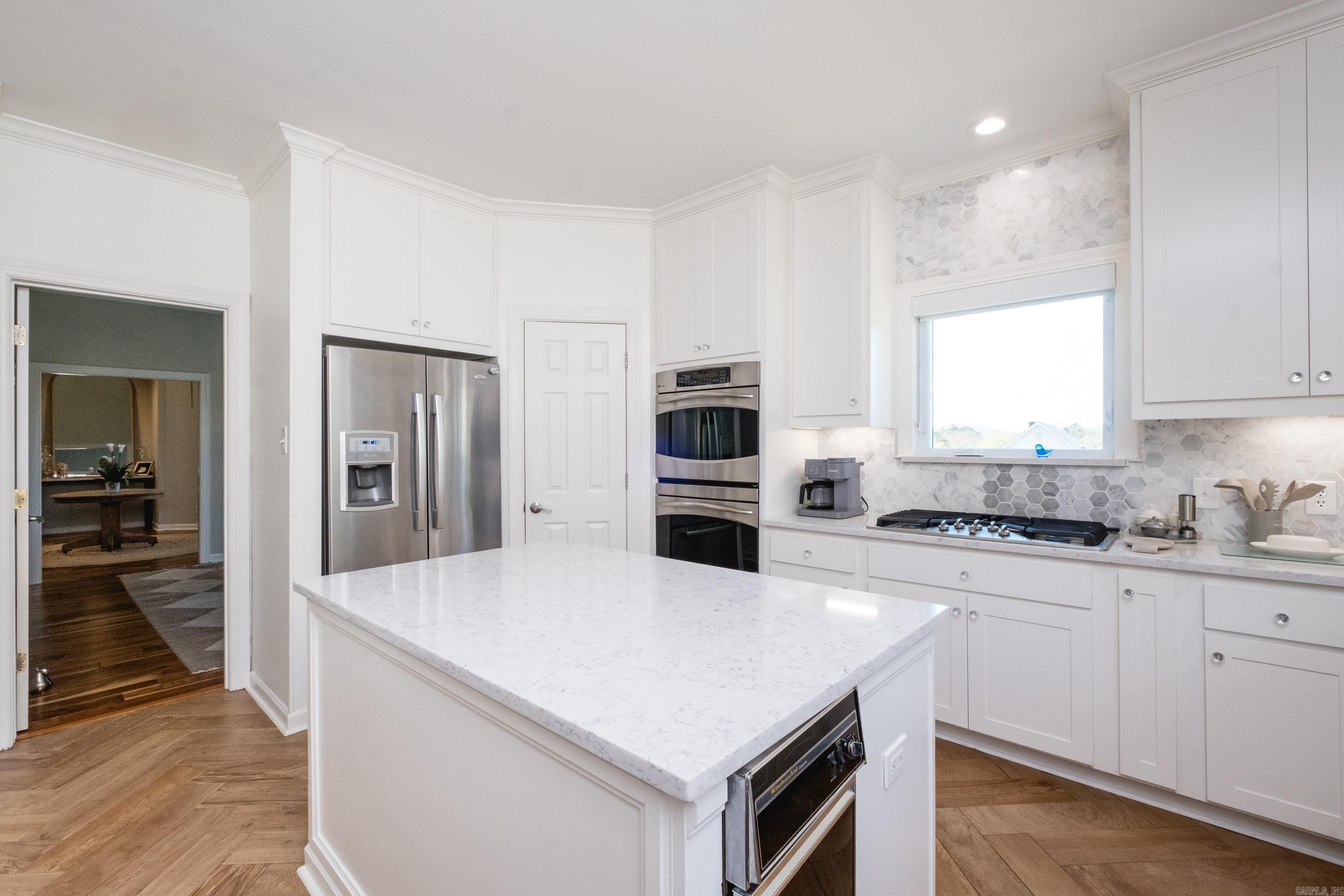 LONGLEA - Residential