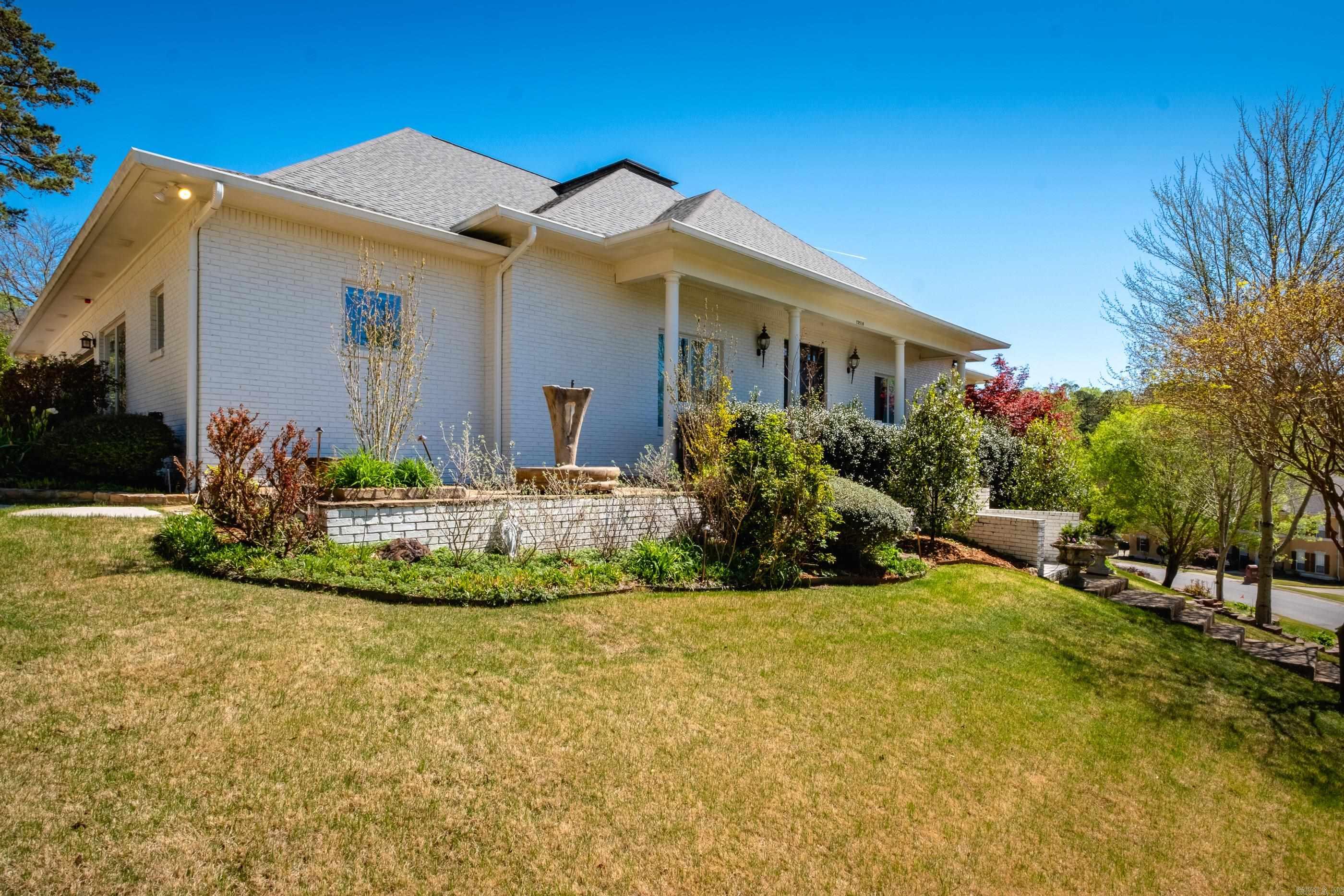 LONGLEA - Residential