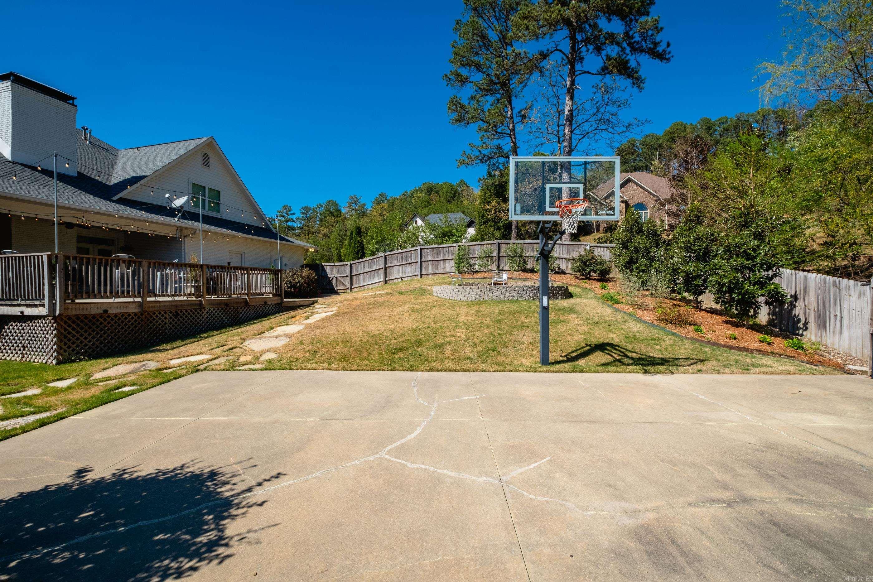 LONGLEA - Residential