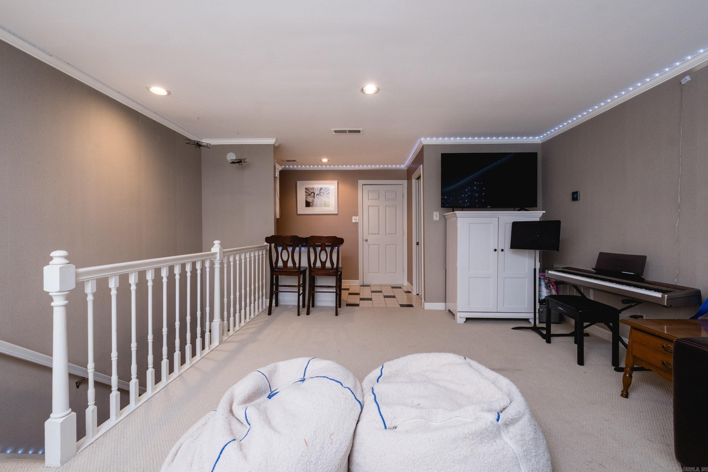 LONGLEA - Residential