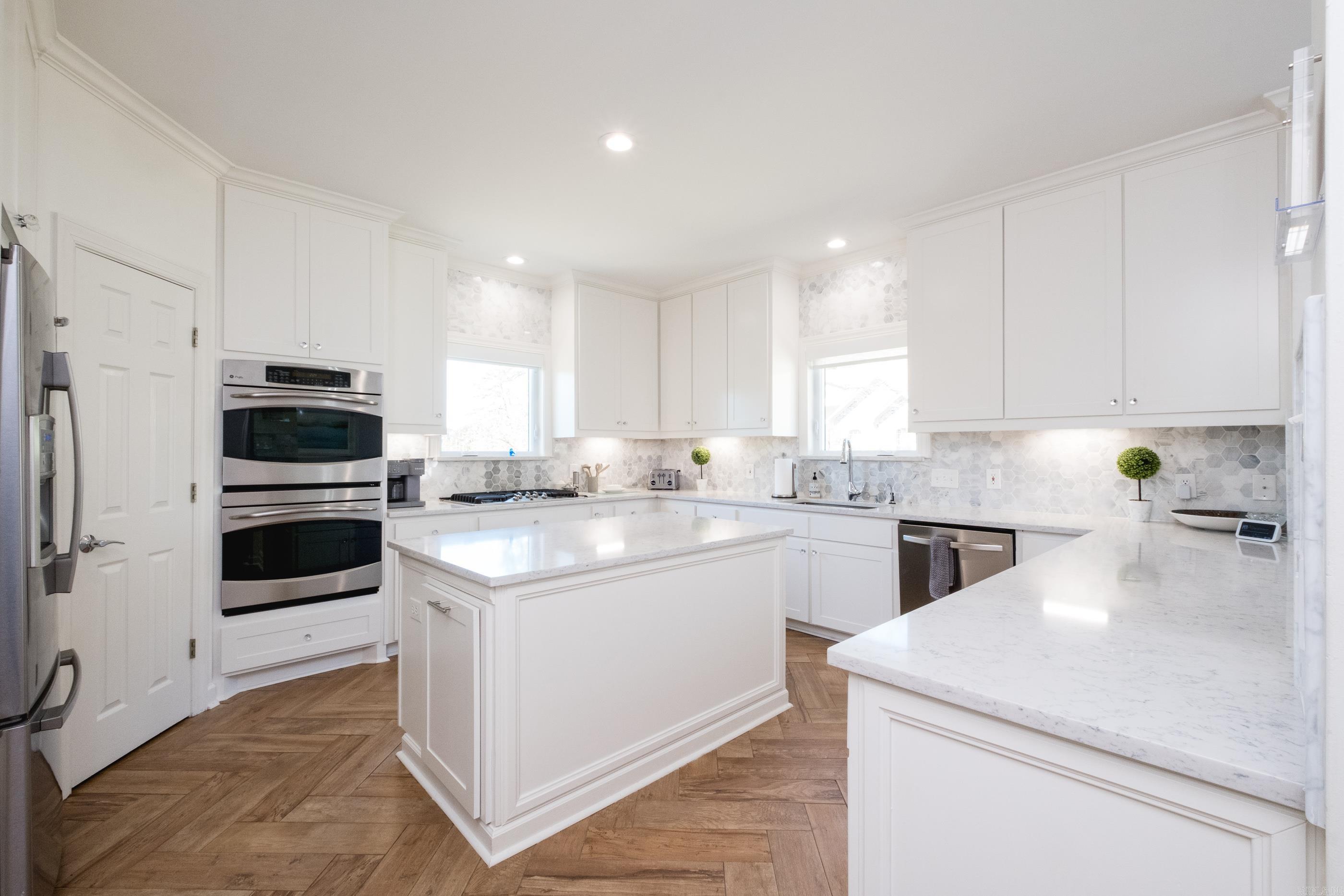 LONGLEA - Residential