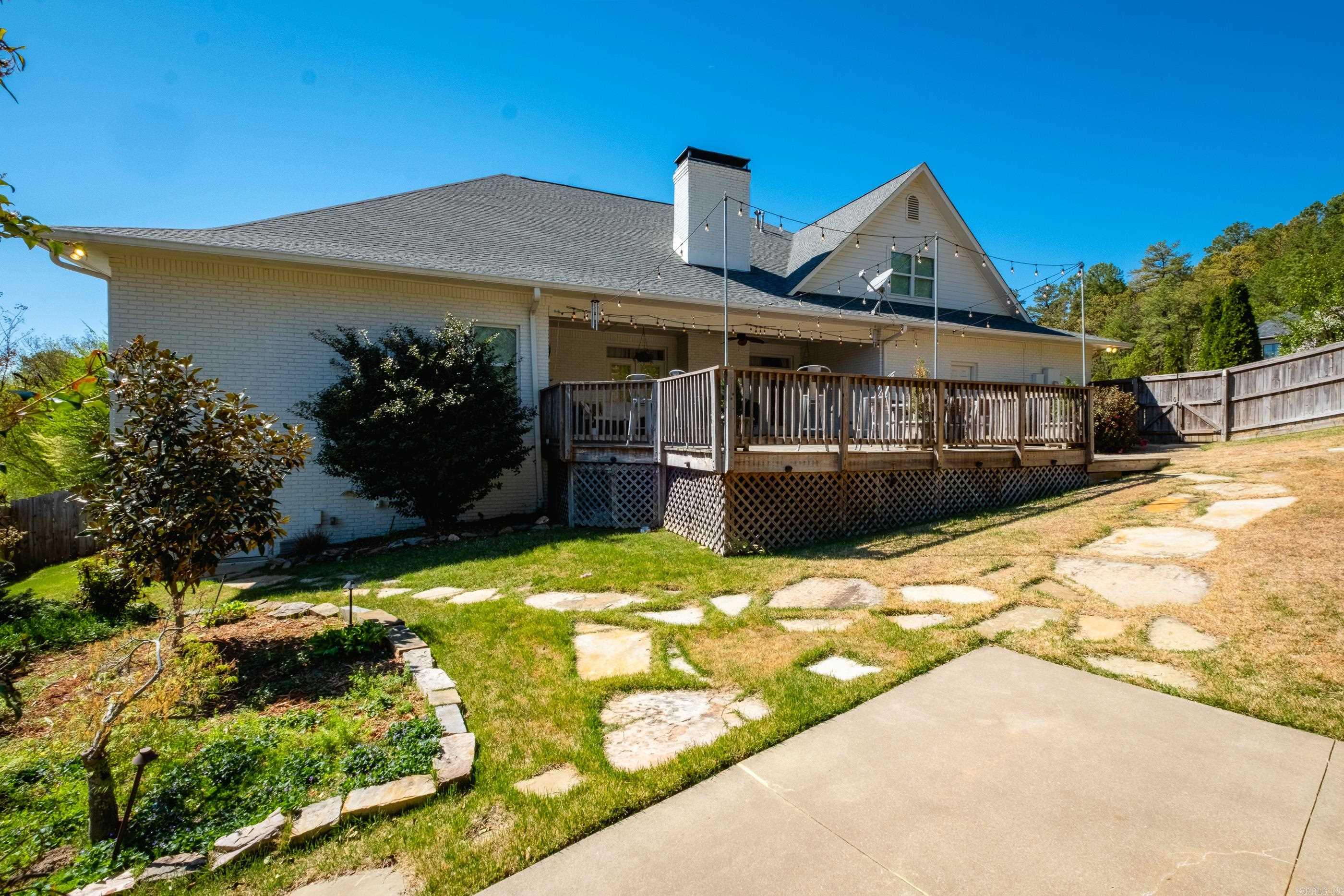 LONGLEA - Residential