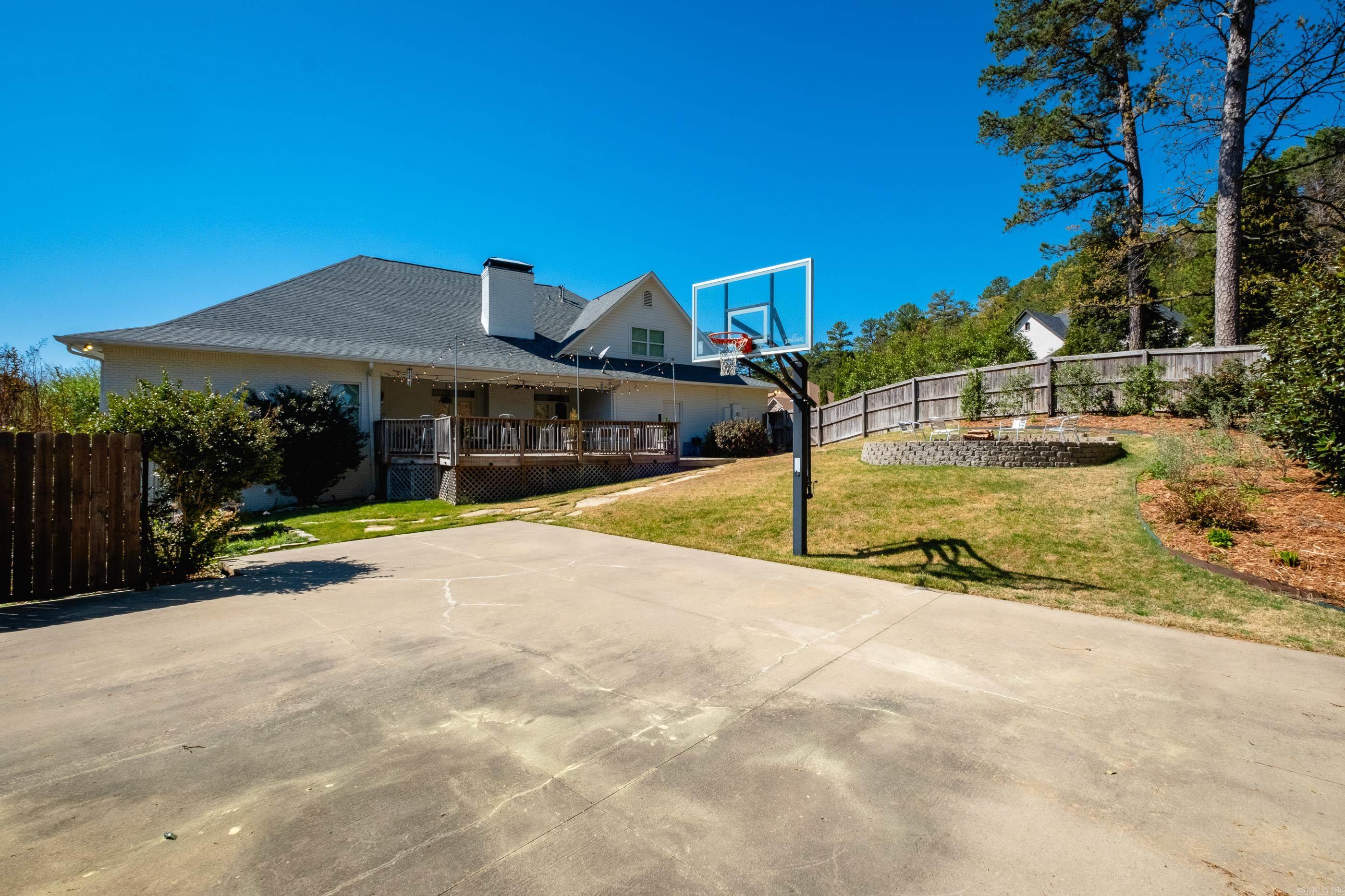 LONGLEA - Residential