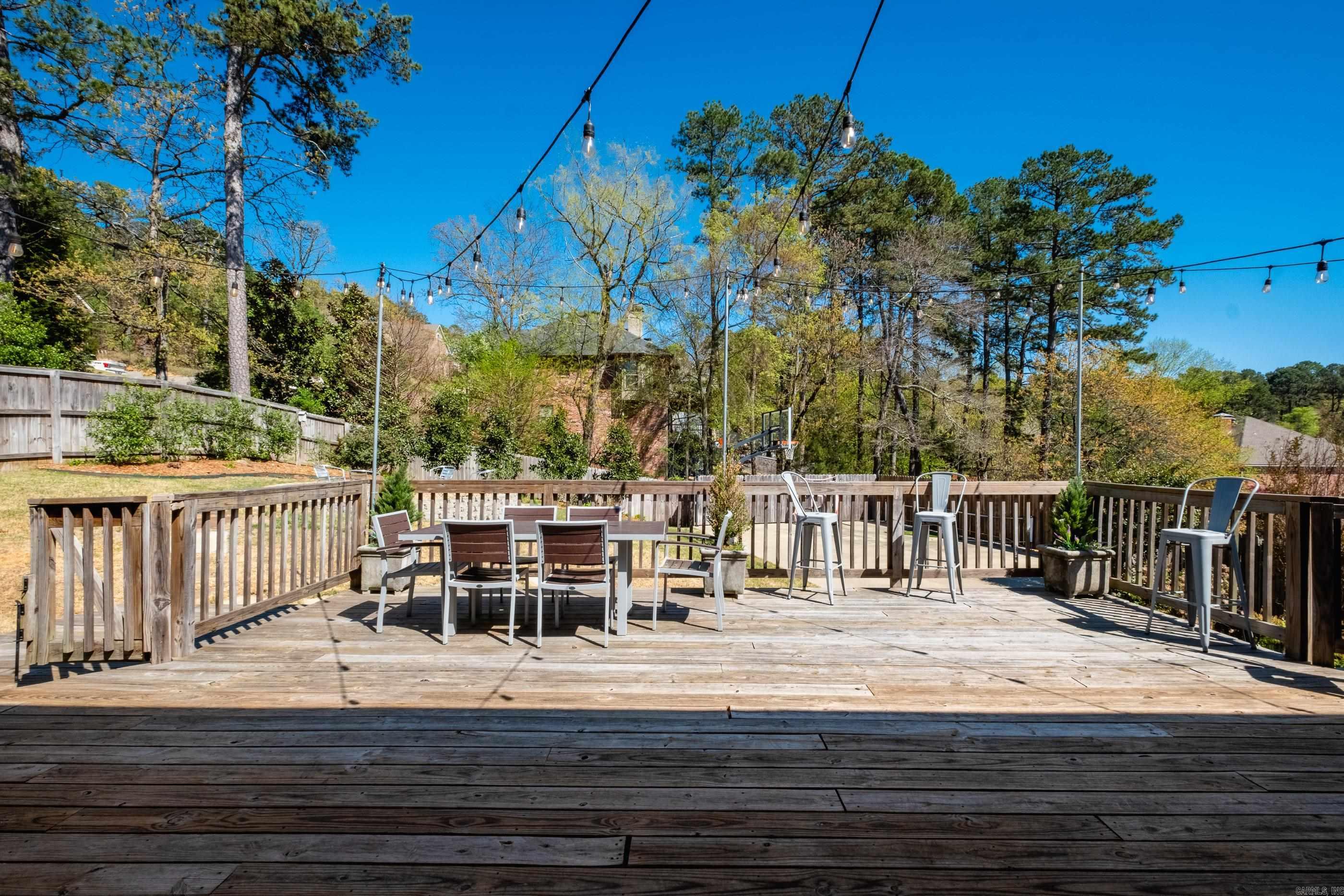 LONGLEA - Residential