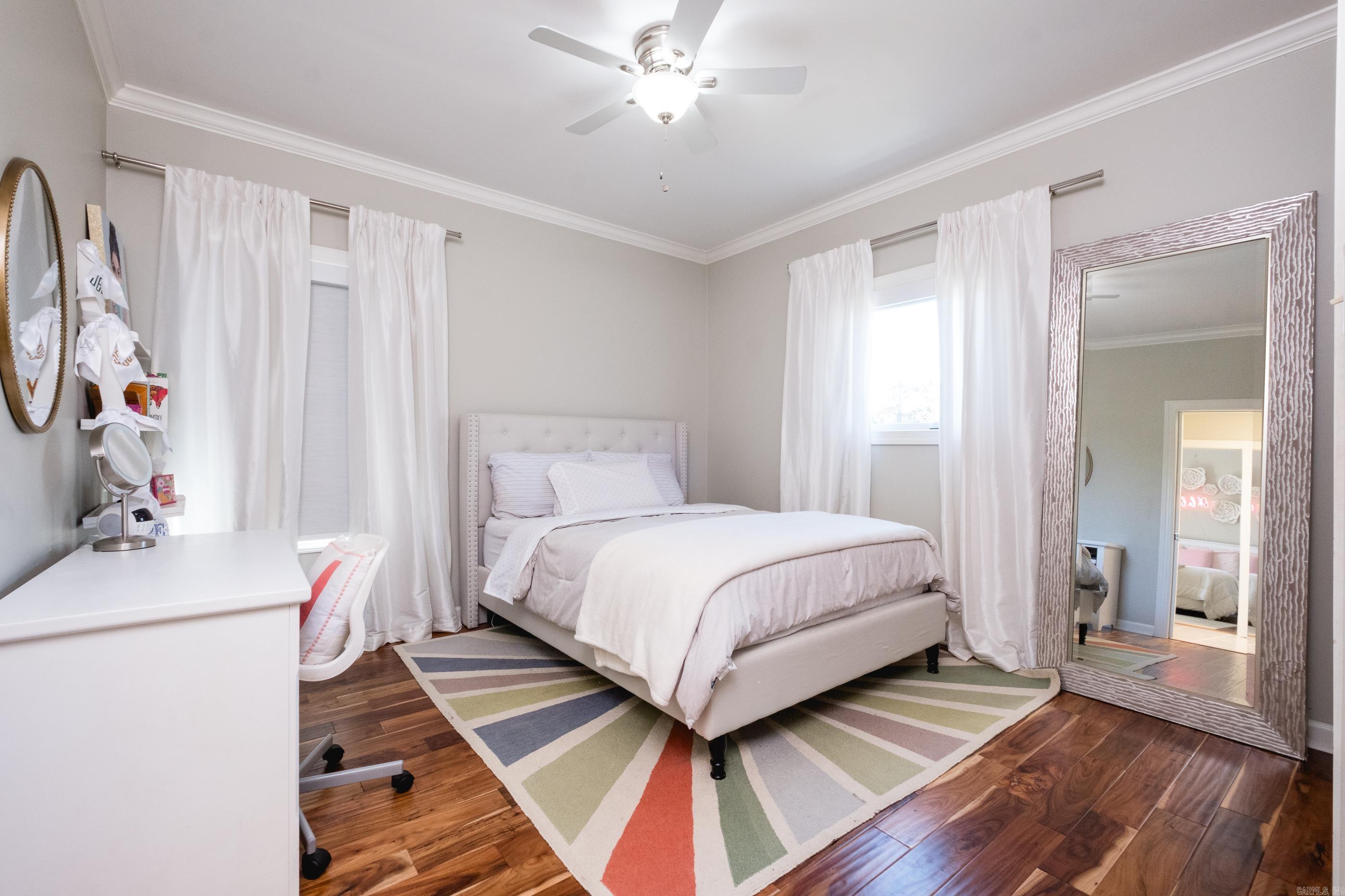 LONGLEA - Residential