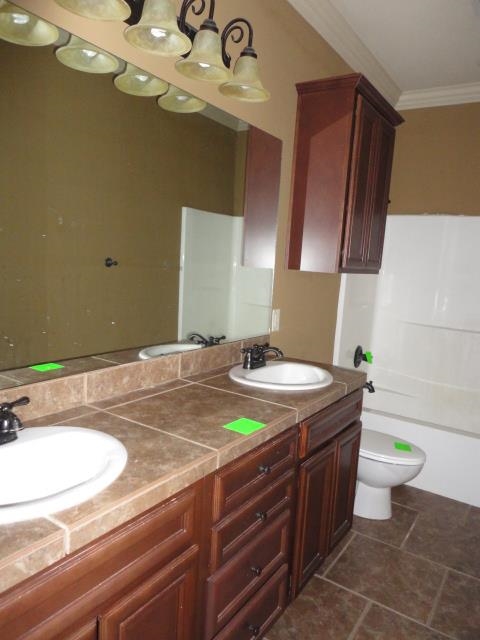 COUNTRY CLUB OF ARK THE - Residential