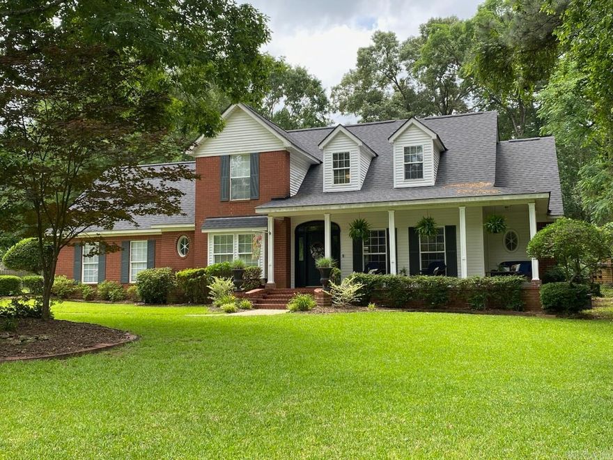 Beautiful 4 bedroom 2.5 bath in a quiet Magnolia neighborhood located 1 mile from SAU Magnolia. 2 large living areas, office, formal dining room, and so much more! Big inground swimming pool and a large shop! New roof was added in 2022 and 2 new outside air units. In city but feels private! Call Coldwell Banker Thompson Realty at 8708371400 or Teresia Thompson at 8708186083