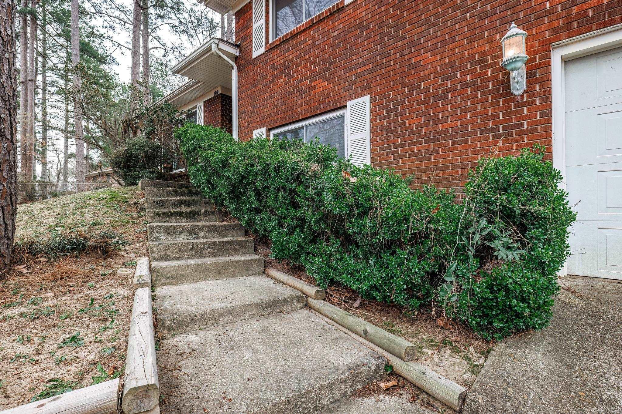 PINE MANOR ADDN - Residential