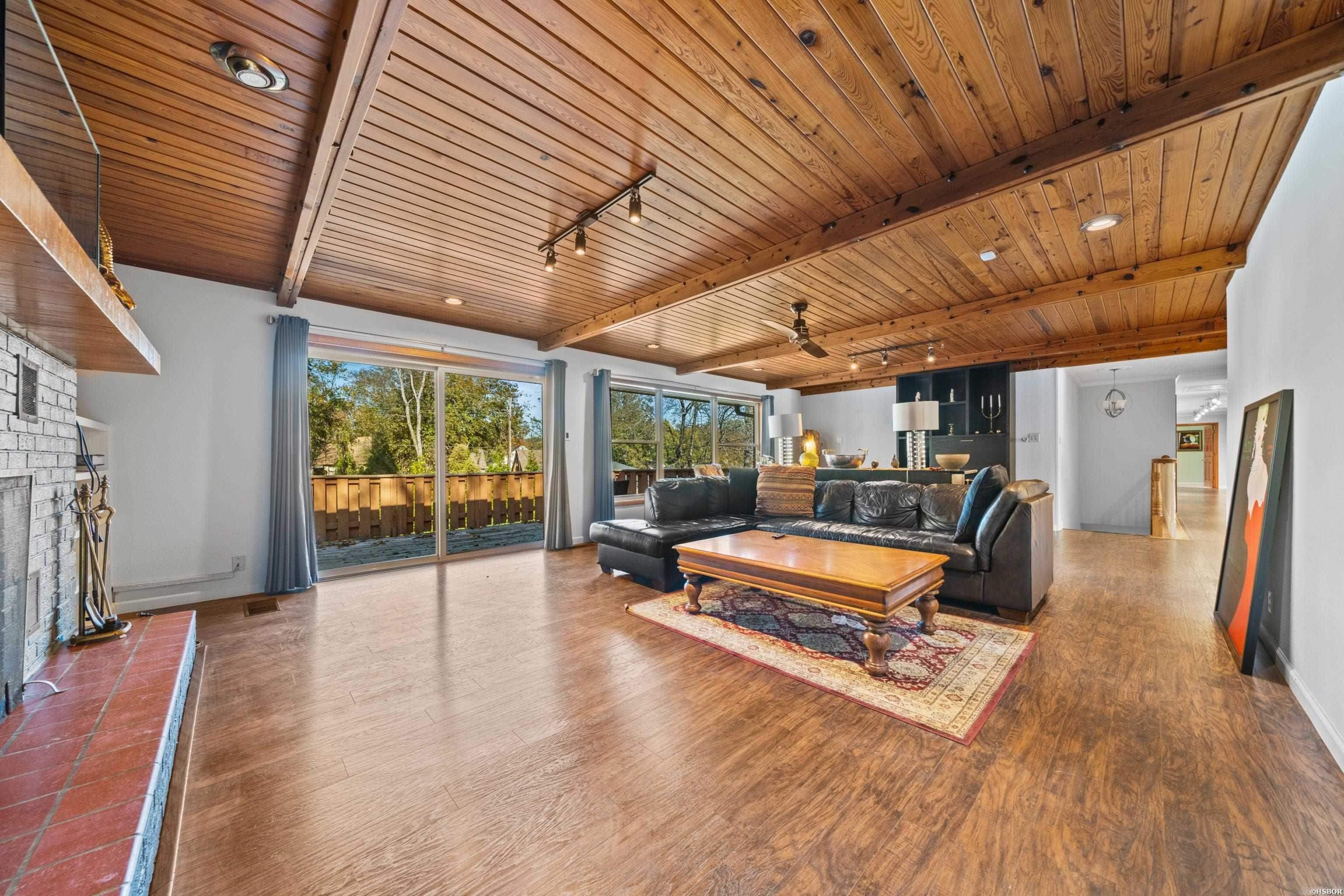 TRIVISTA - Residential