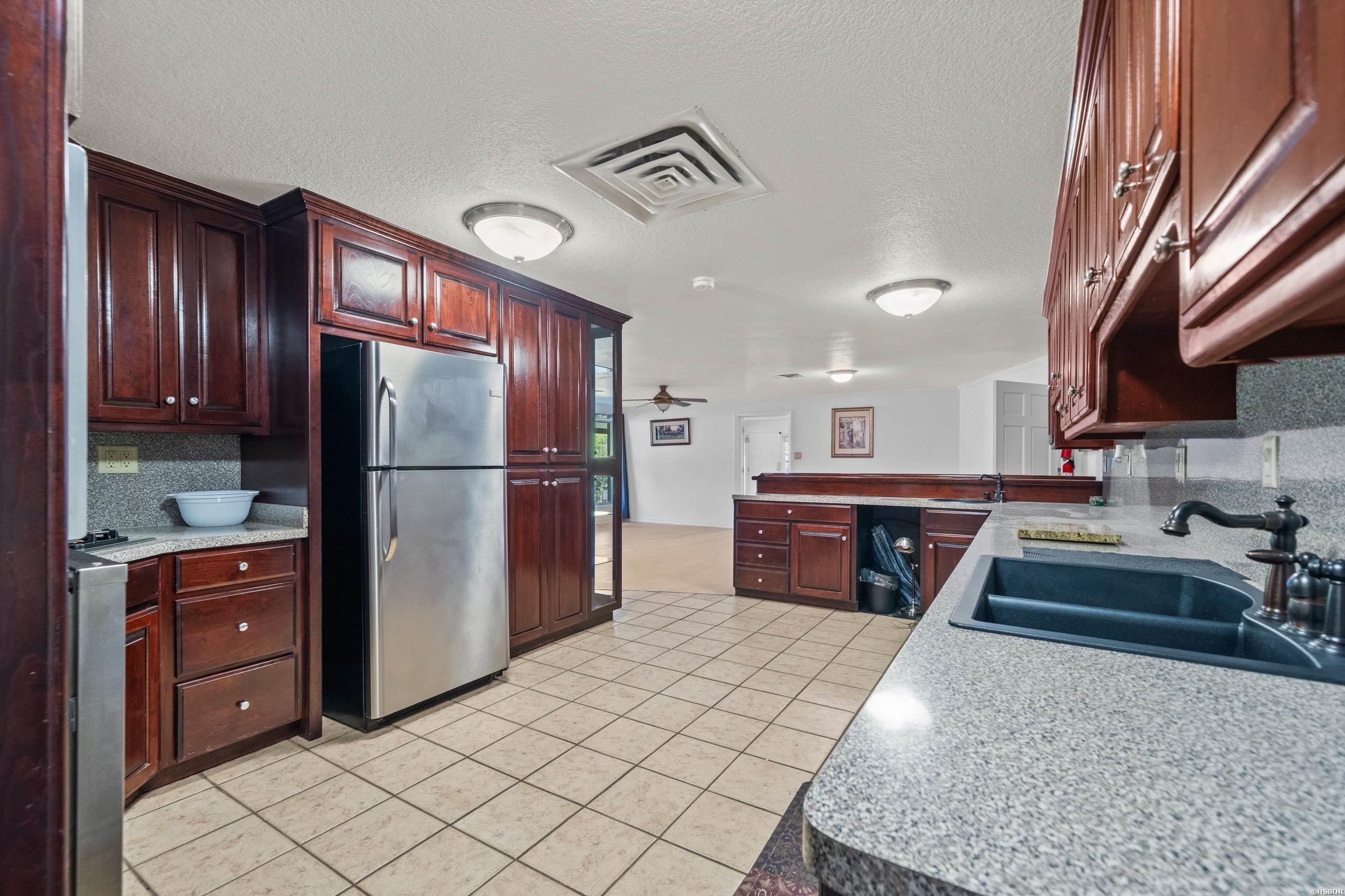 TRIVISTA - Residential