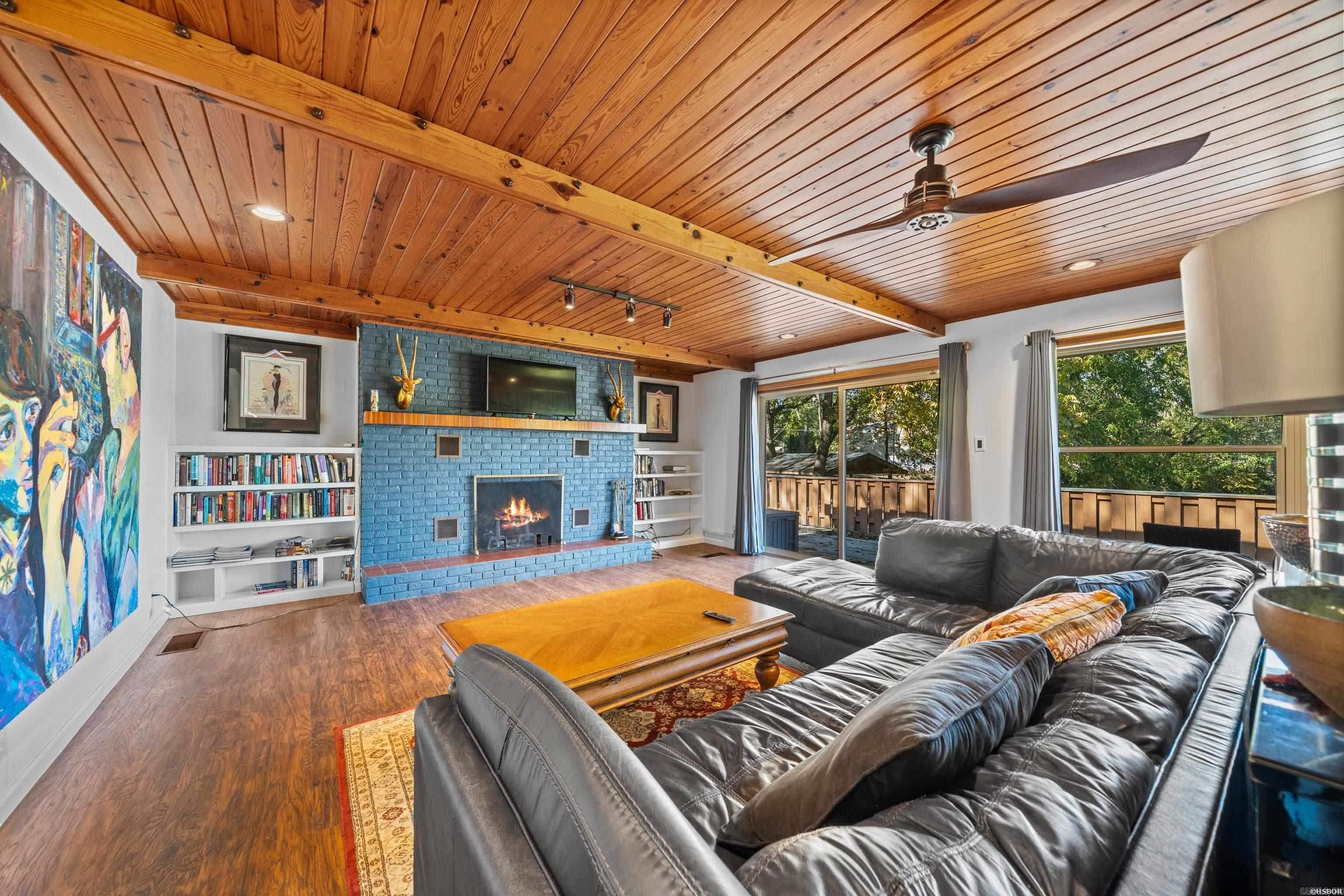 TRIVISTA - Residential