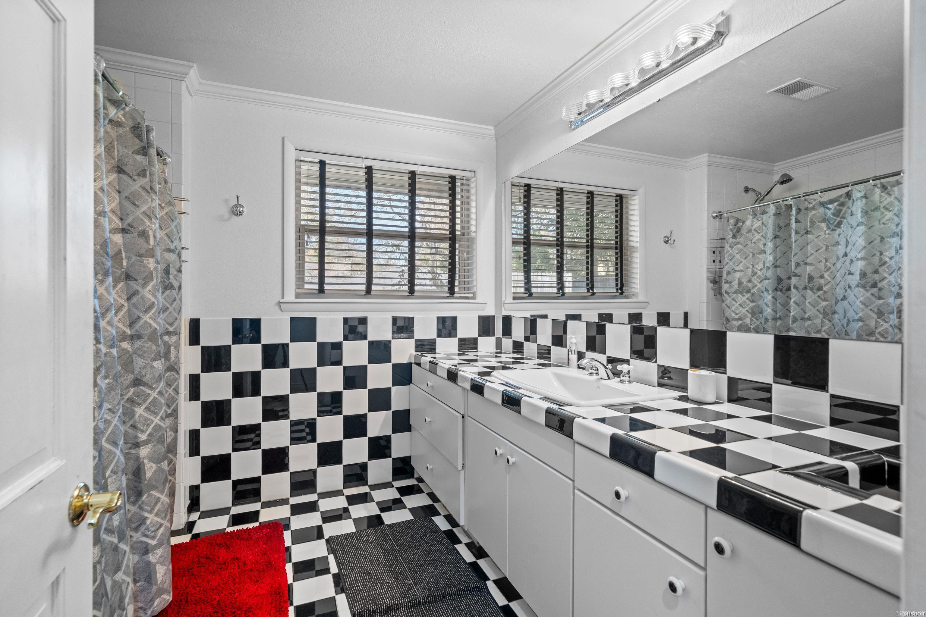 TRIVISTA - Residential