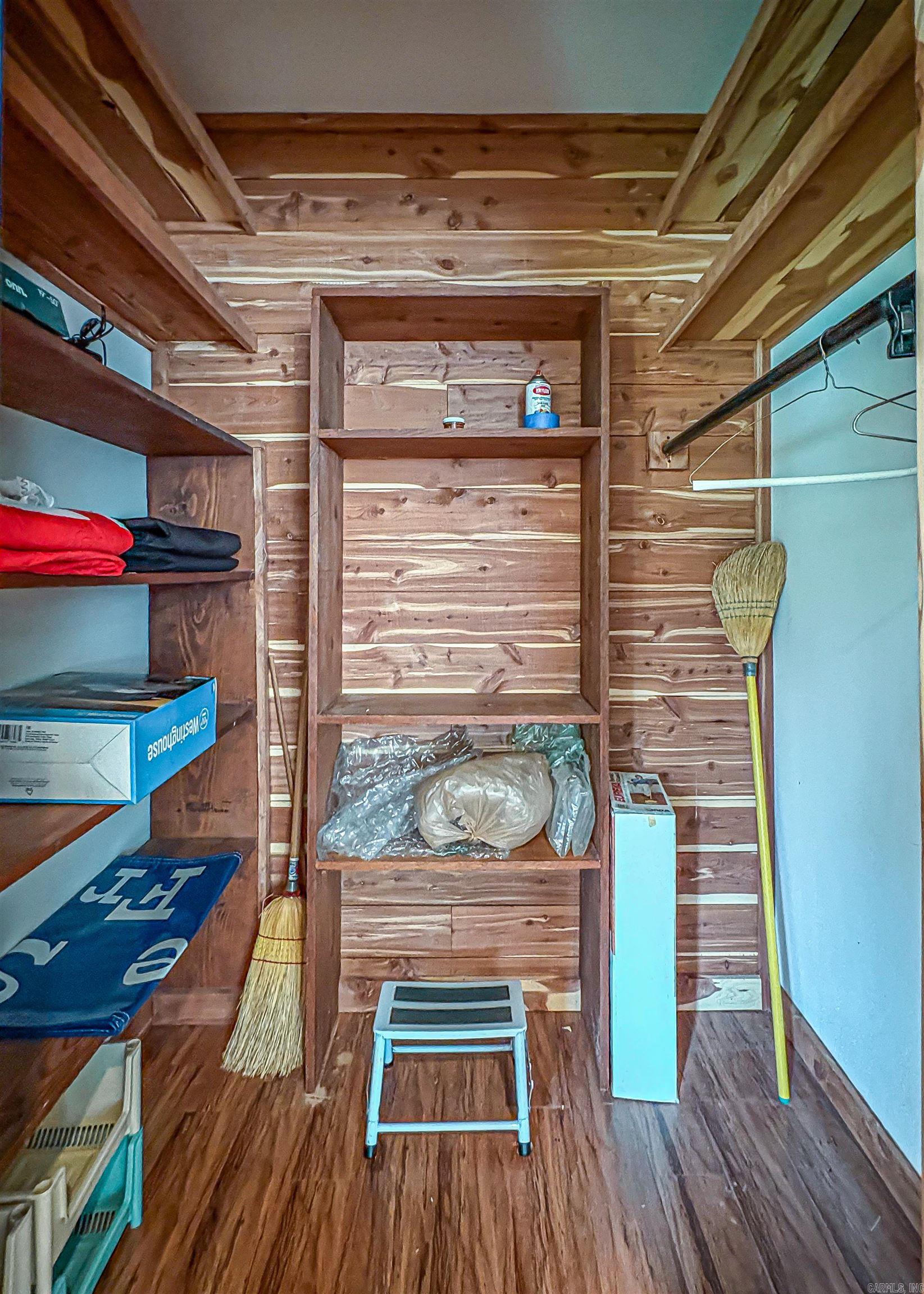 Skyline - Residential