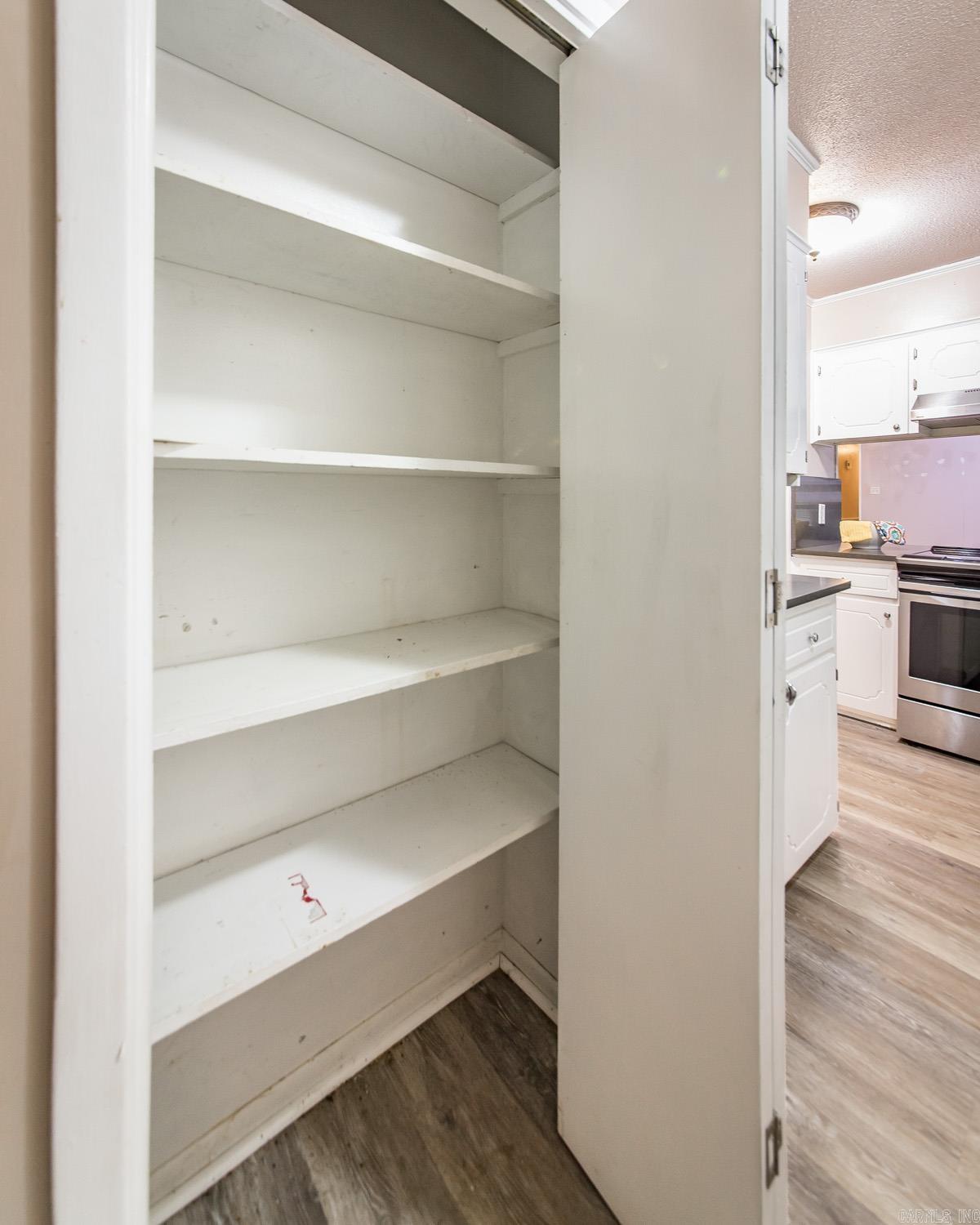 STONEWALL - Residential