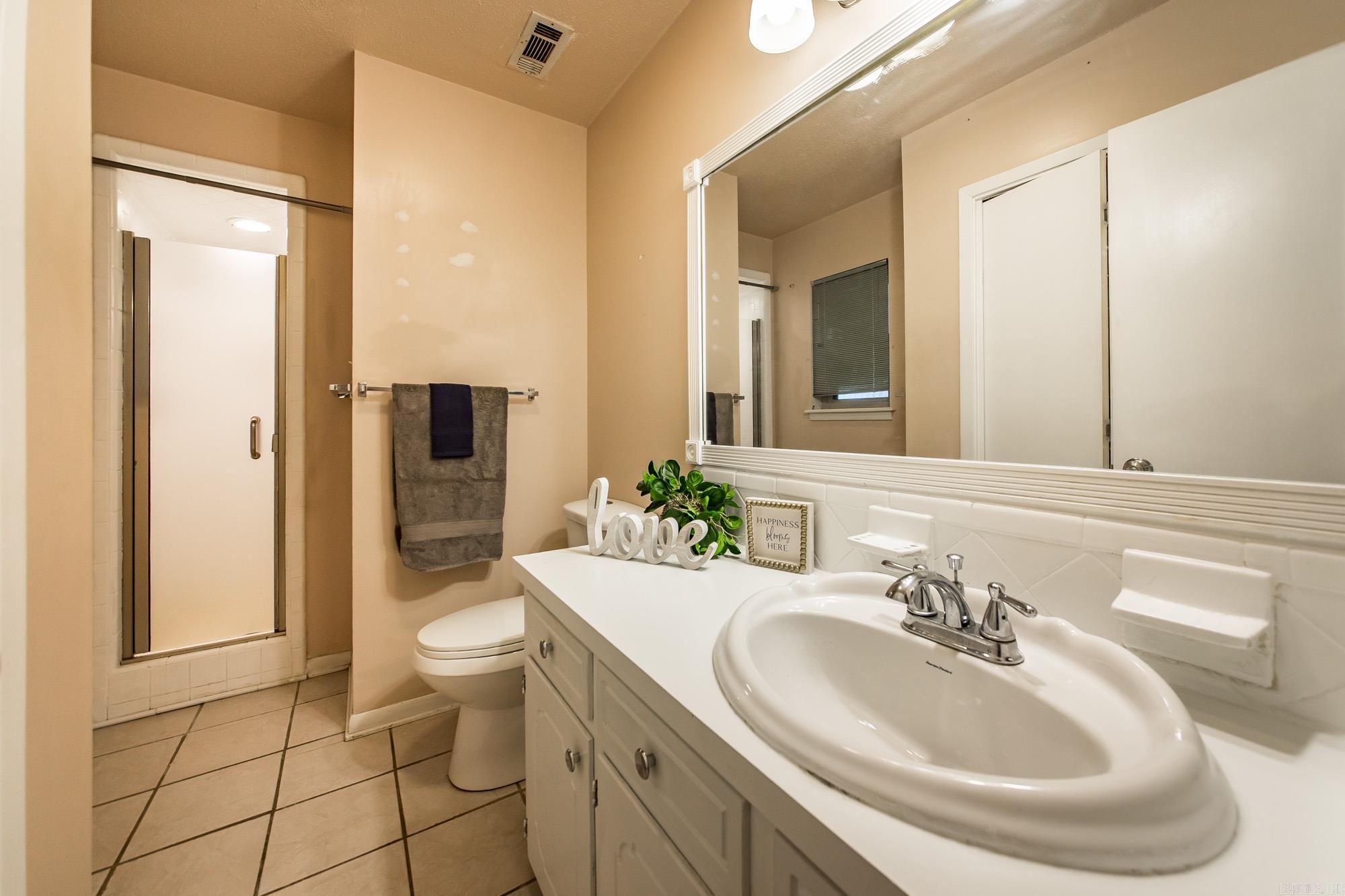 STONEWALL - Residential