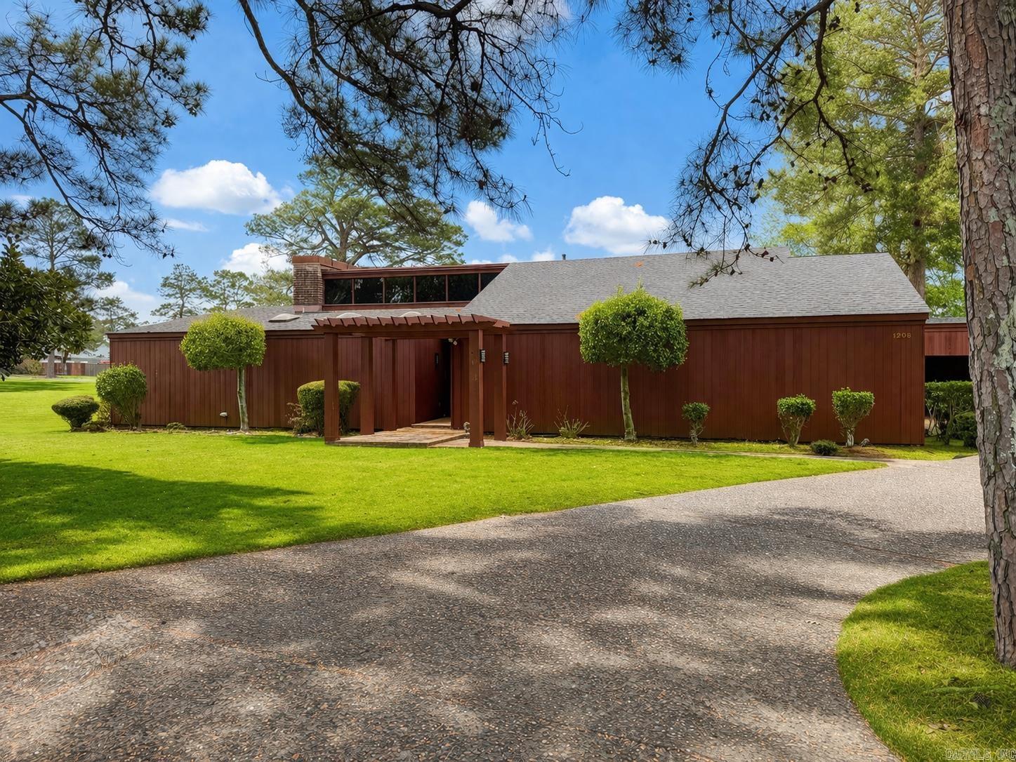 COUNTRY CLUB ADD - Residential