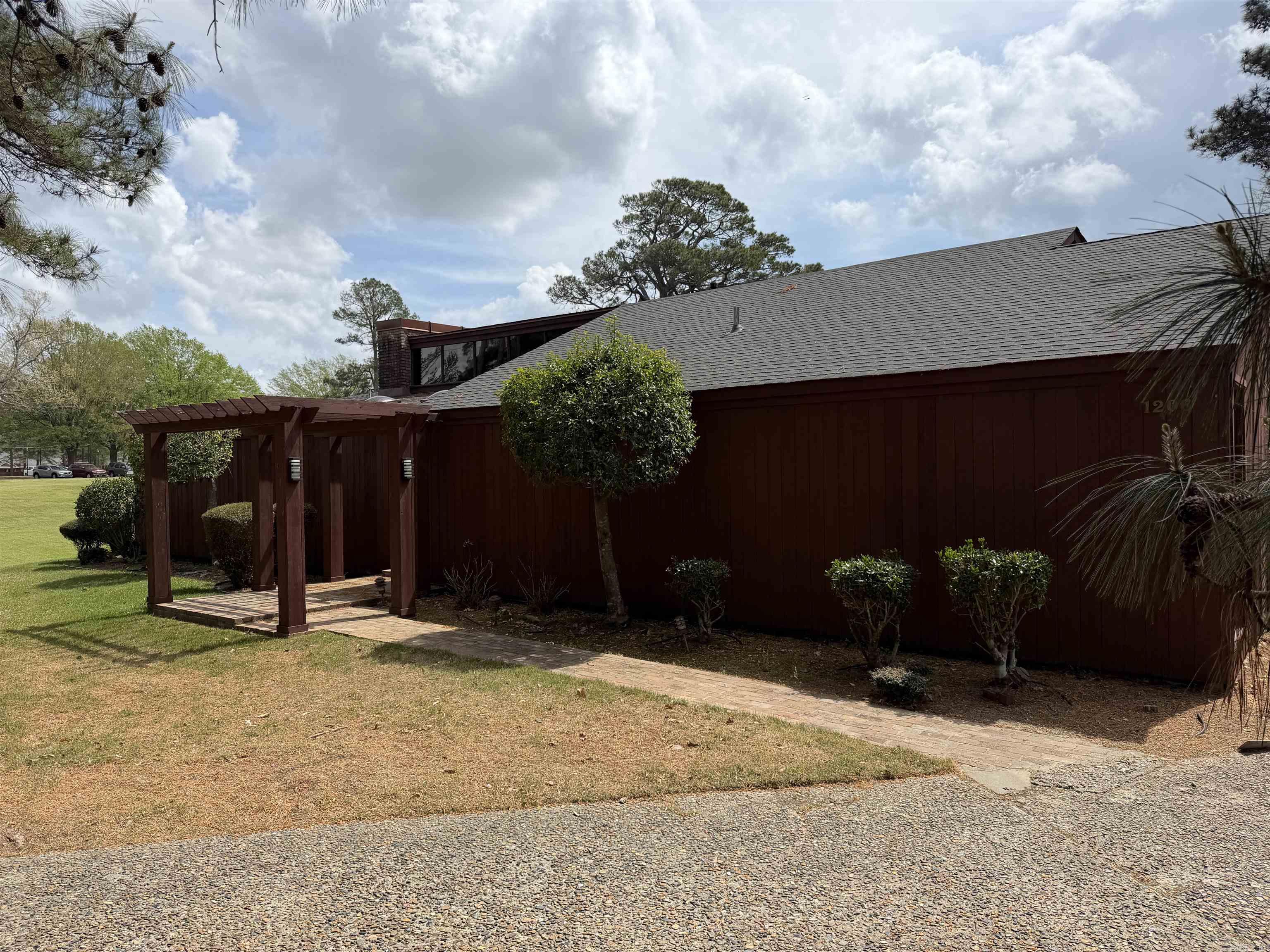 COUNTRY CLUB ADD - Residential