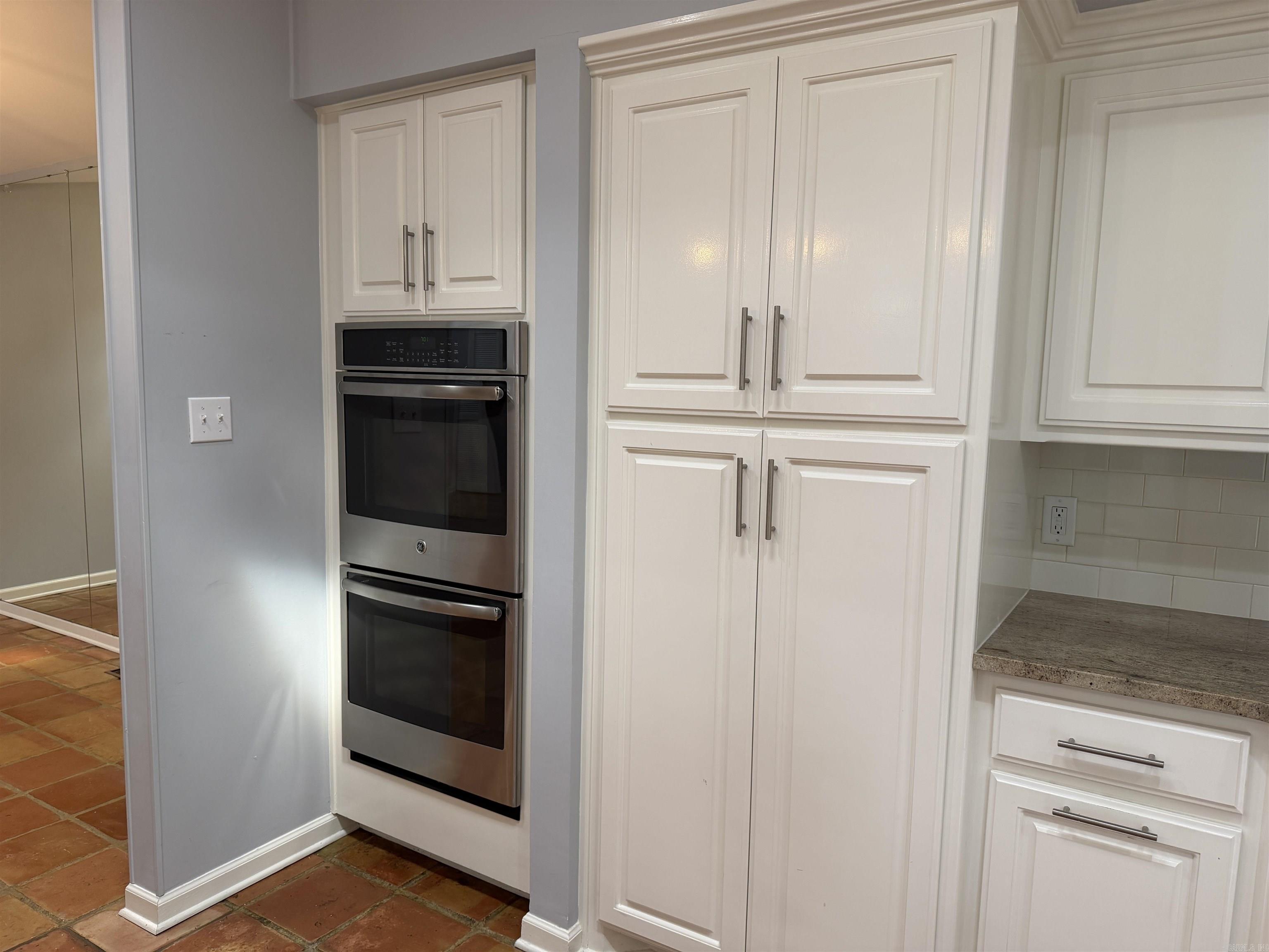 COUNTRY CLUB ADD - Residential