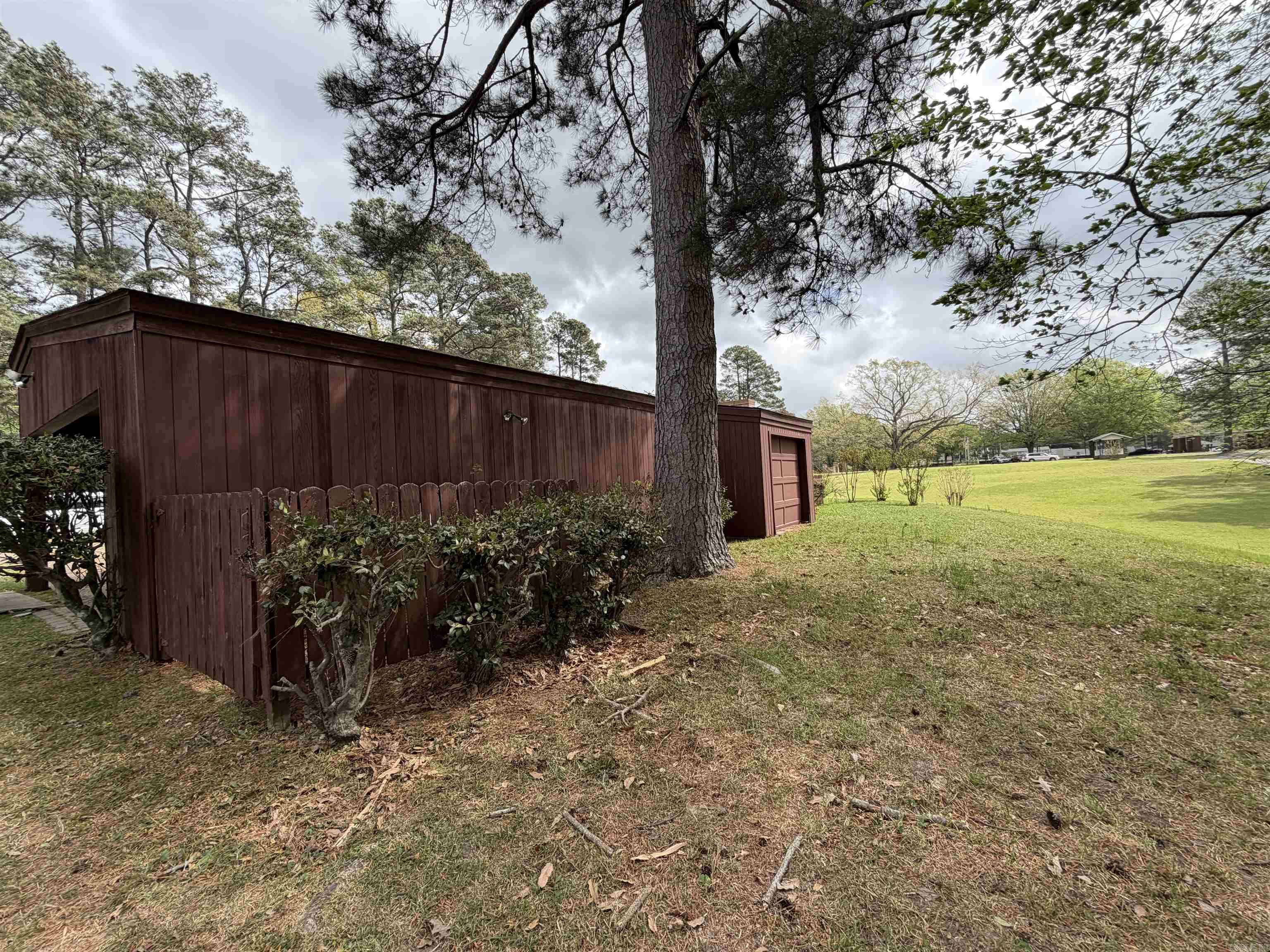 COUNTRY CLUB ADD - Residential