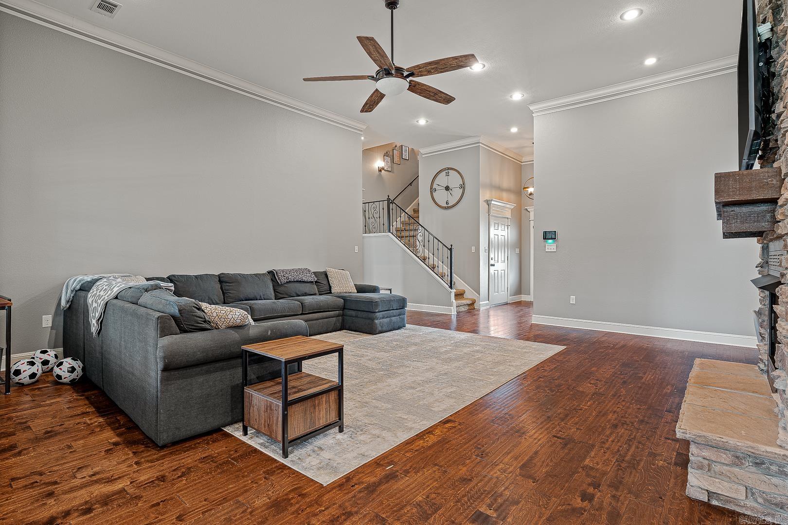 ABIGAIL CROSSING - Residential