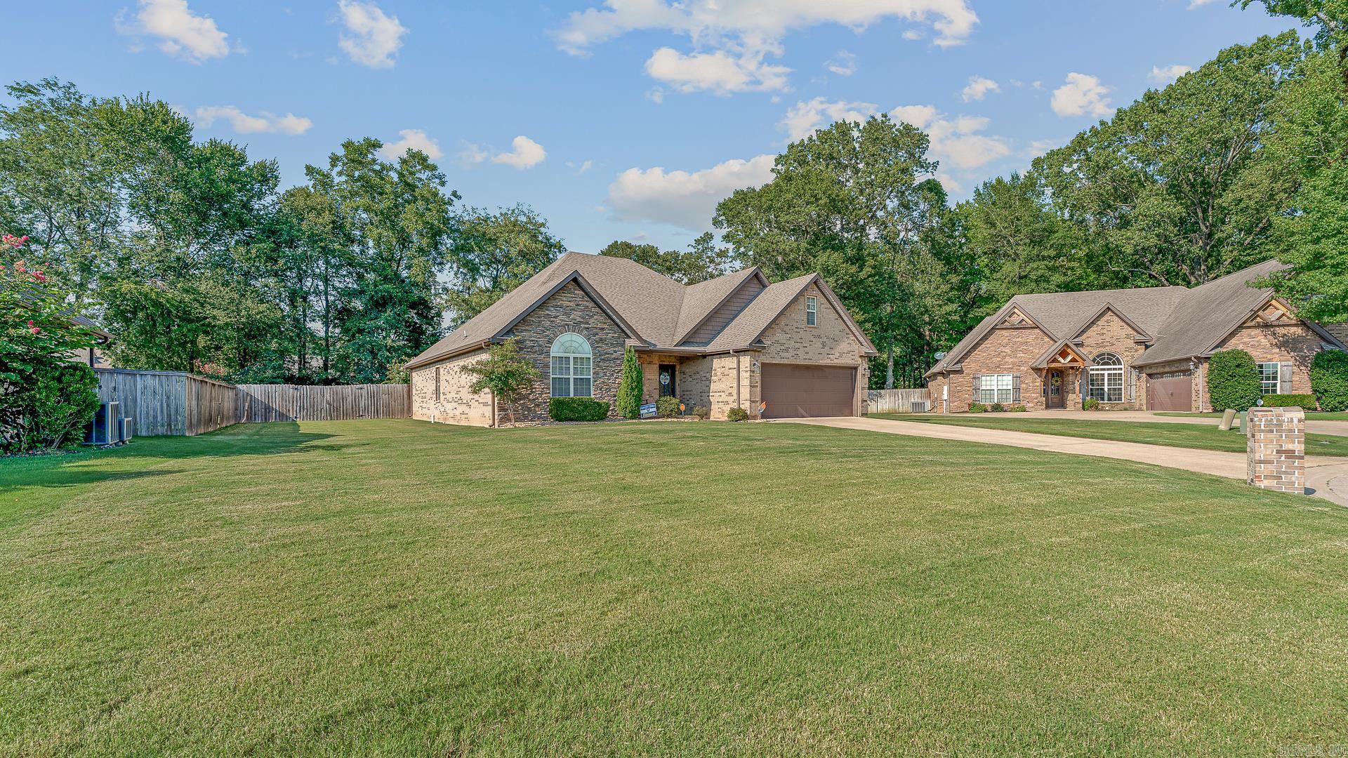 ABIGAIL CROSSING - Residential