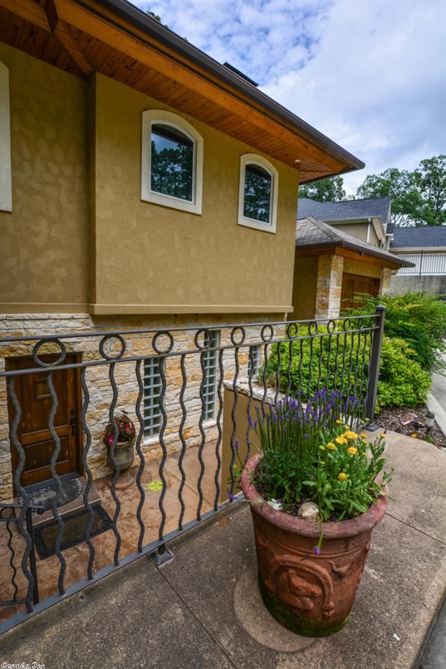 Pattons Lodge - Residential