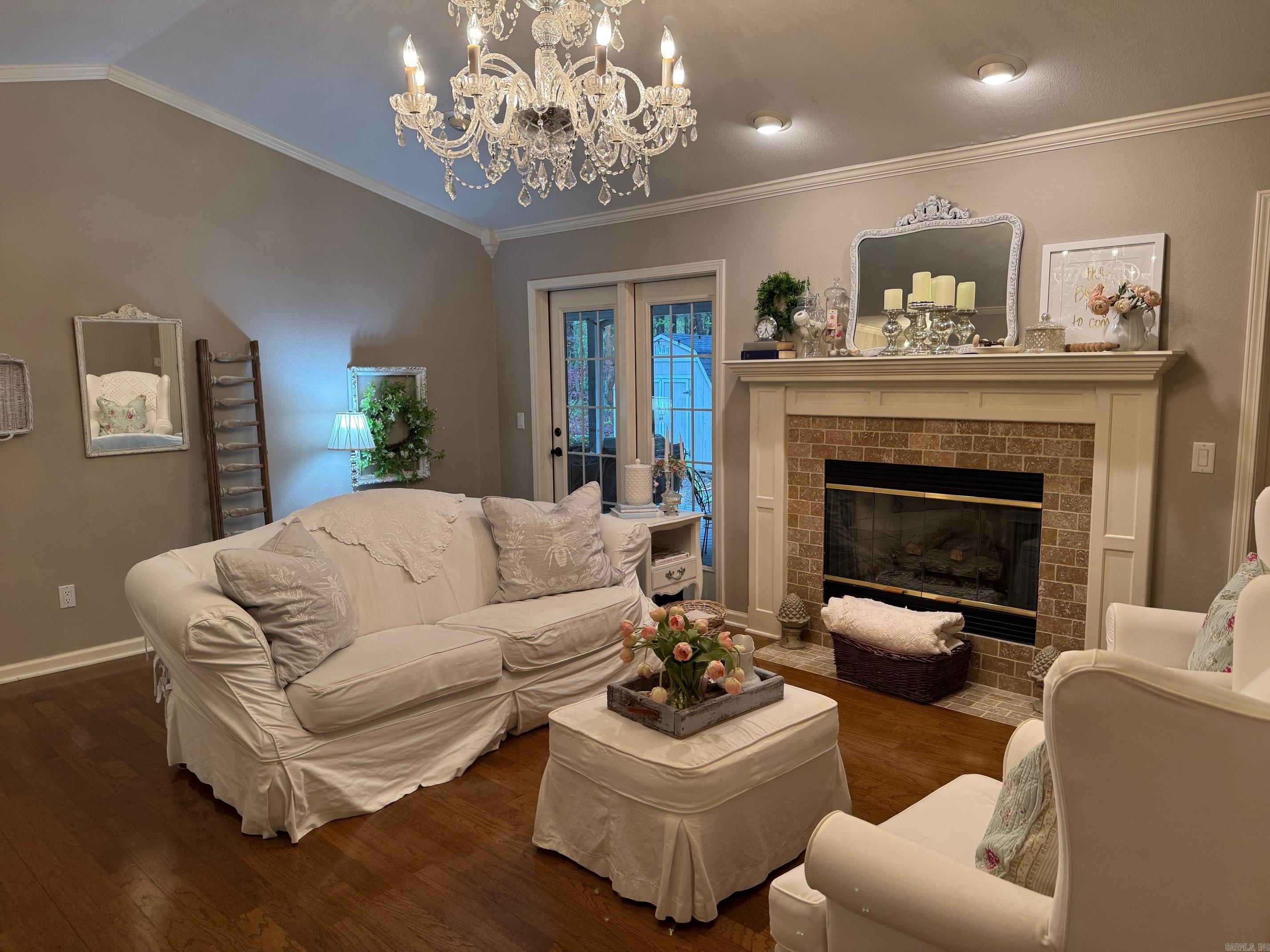 ARAGON - Residential