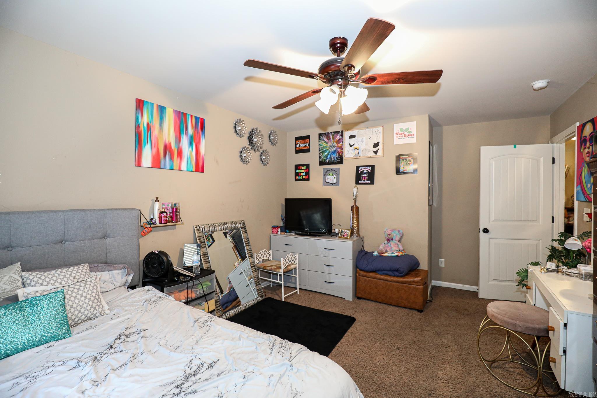 MEADOWLAKE - Residential