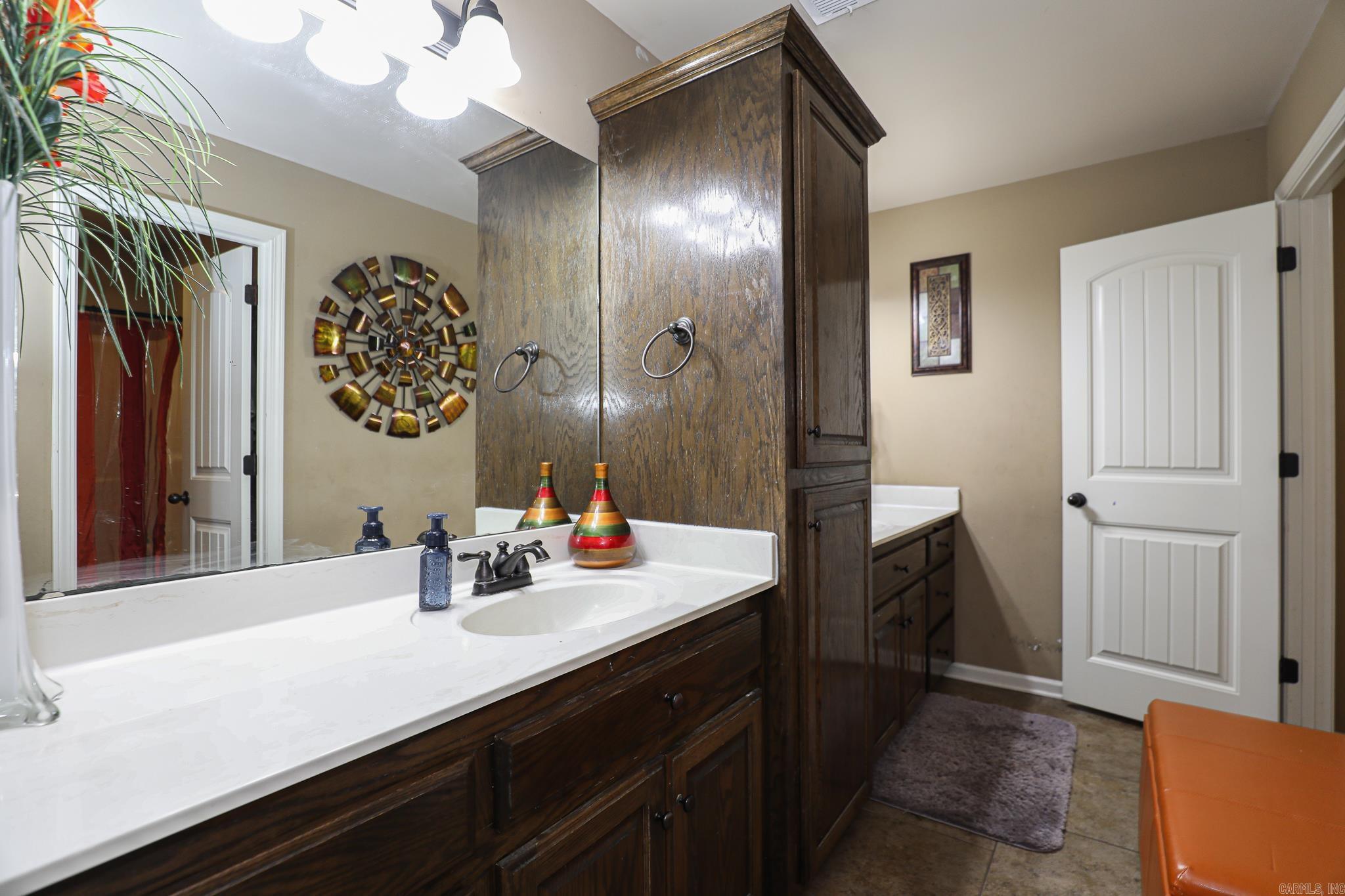 MEADOWLAKE - Residential