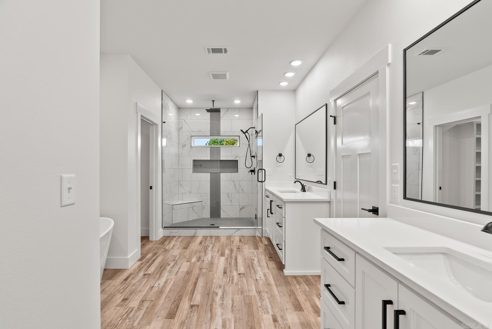 Coyote Ridge - Residential