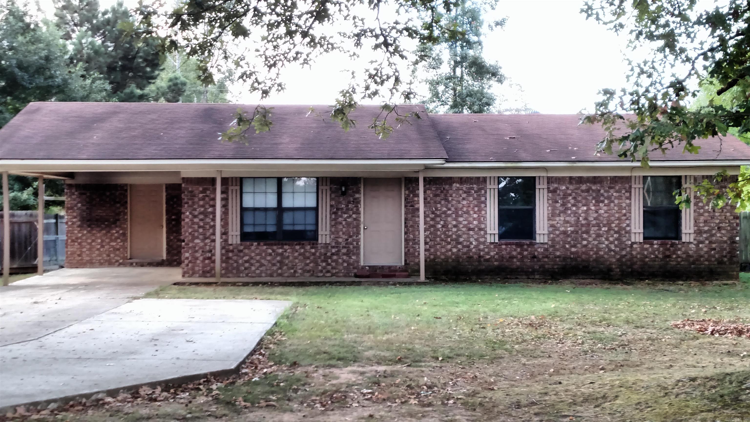 Move in ready! This beautifully updated home on a quiet street has 3 bedrooms and 1.5 baths. The new roof is scheduled to be installed in July. Kitchen cabinets, appliances, lvp flooring throughout installed in 2021. HVAC was installed in 2022. New breaker box 2024. Large fenced in backyard.