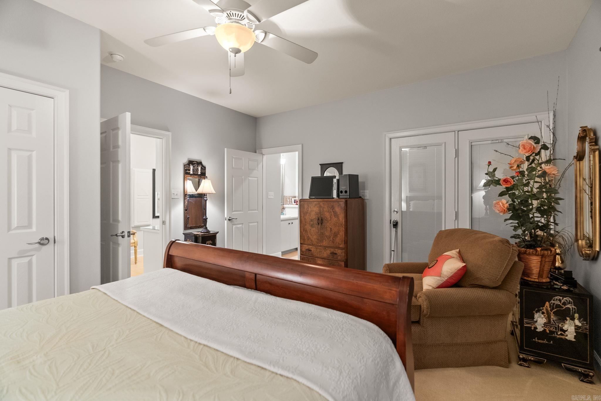 PALISADES HEIGHTS - Residential