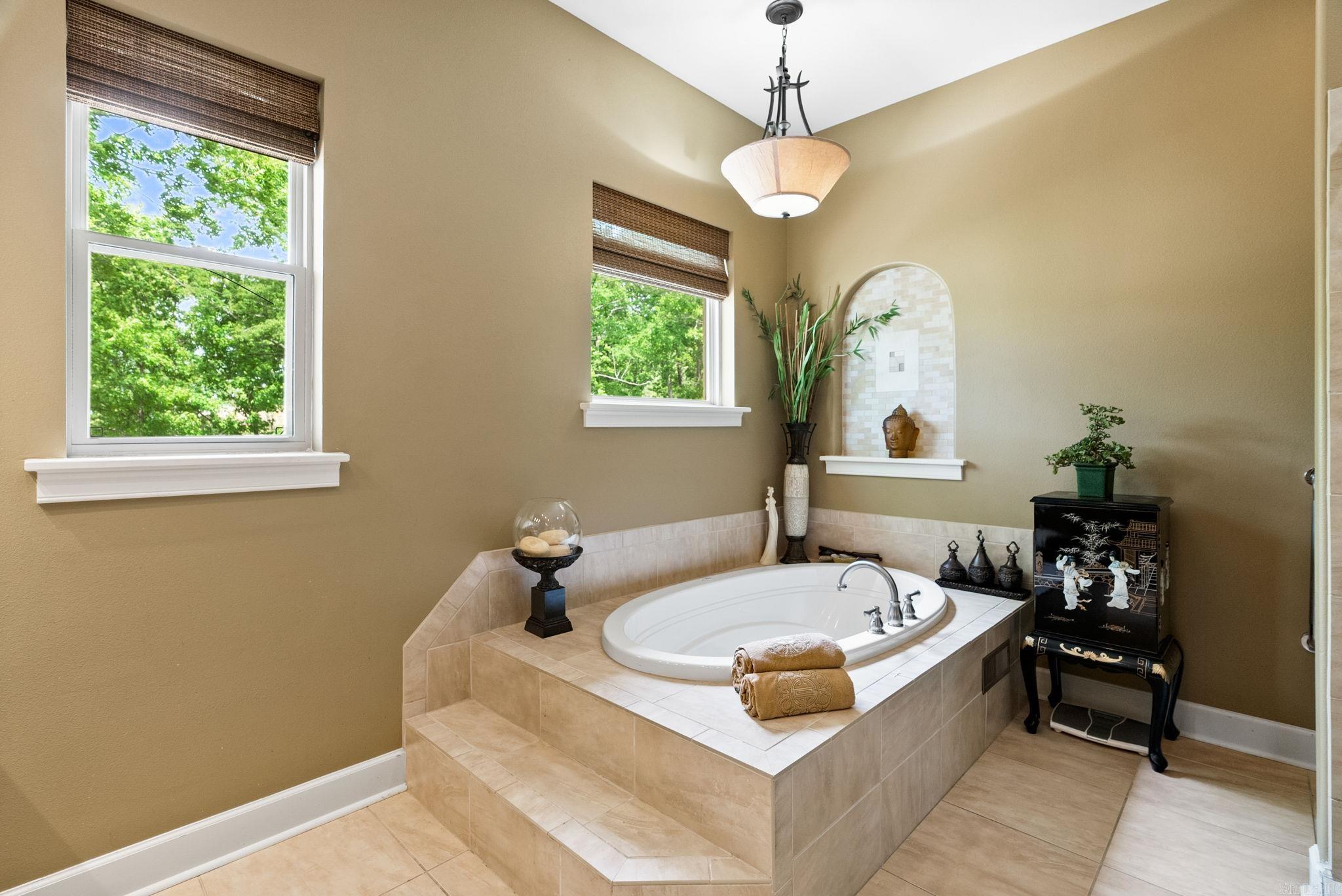 PALISADES HEIGHTS - Residential