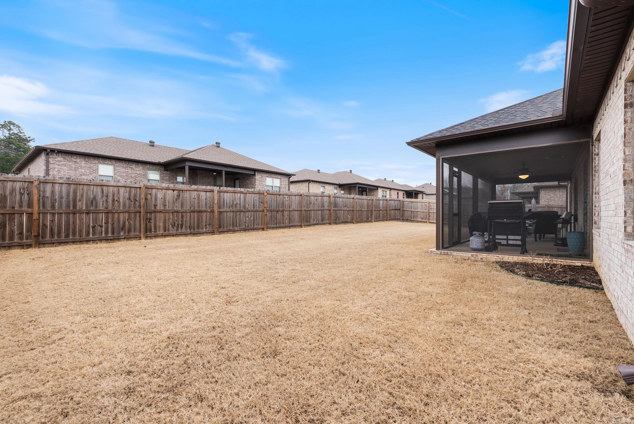 HERITAGE MEADOWS - Residential