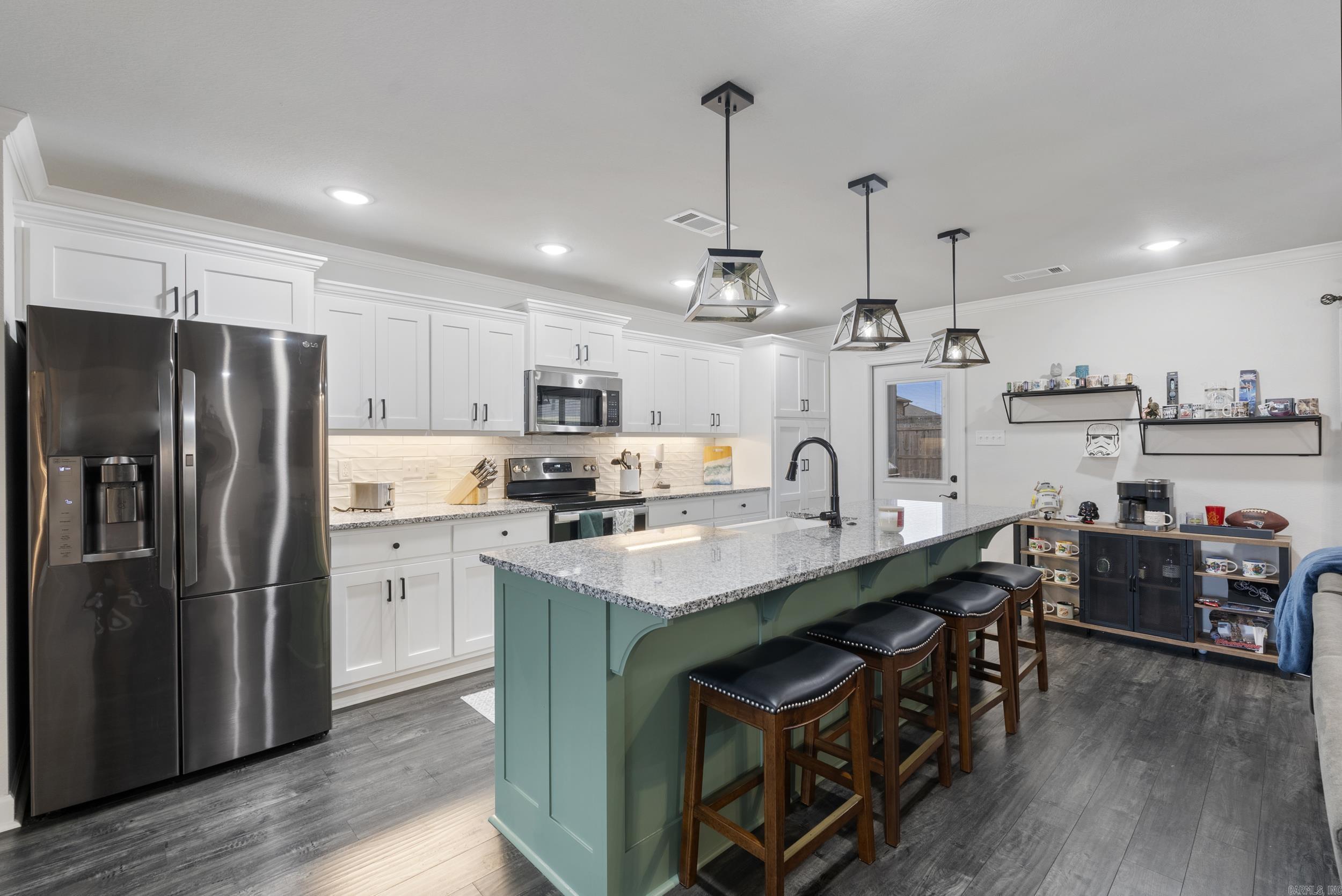 HERITAGE MEADOWS - Residential