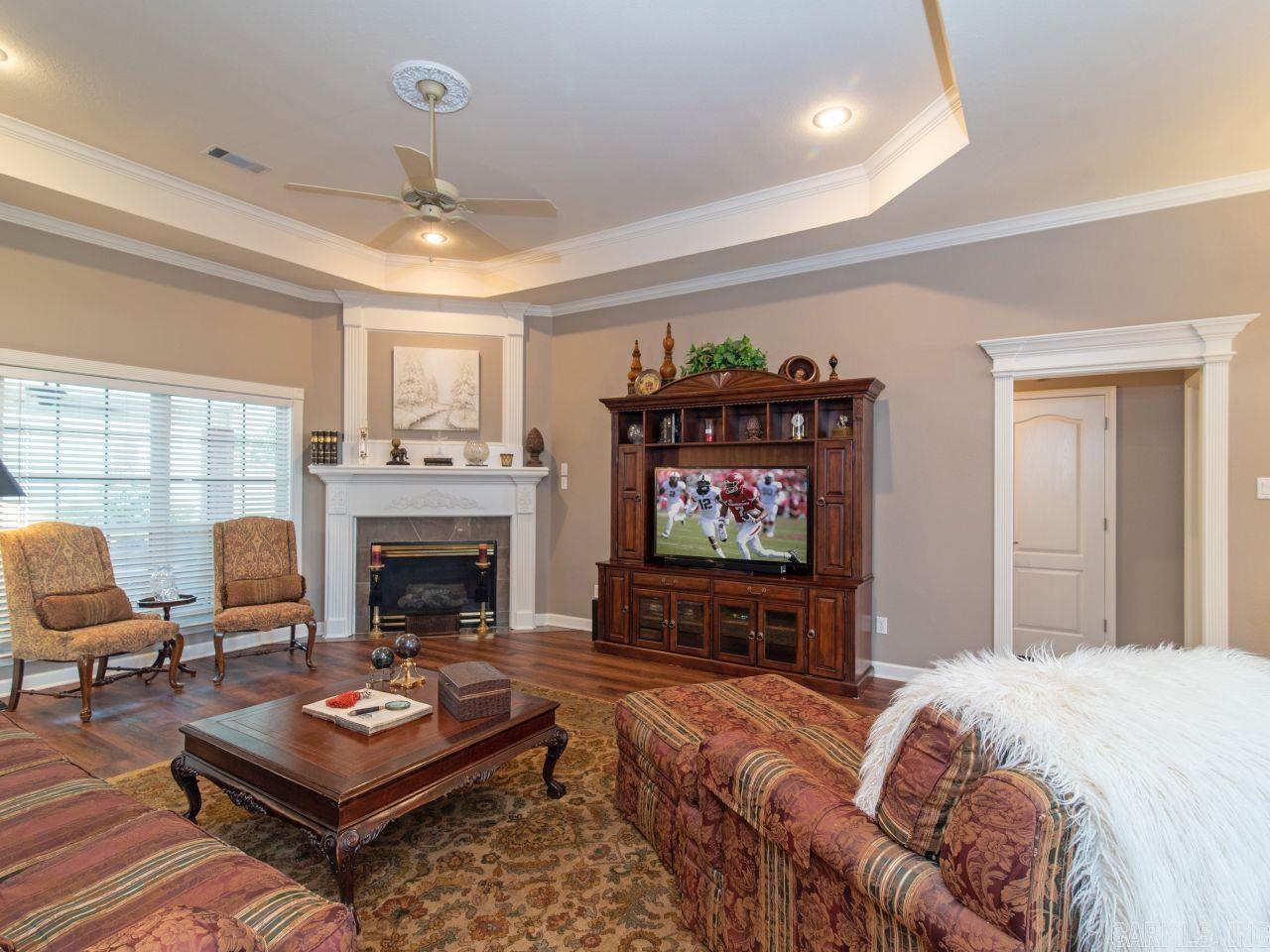 MILLERS CROSSING - Residential