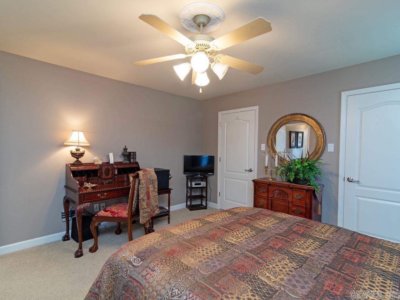 MILLERS CROSSING - Residential