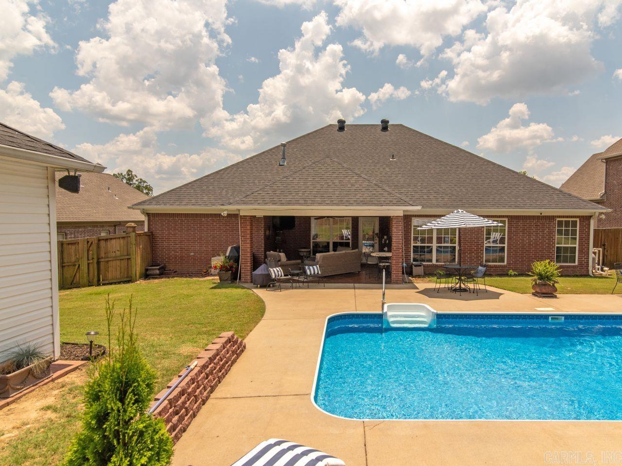 MILLERS CROSSING - Residential