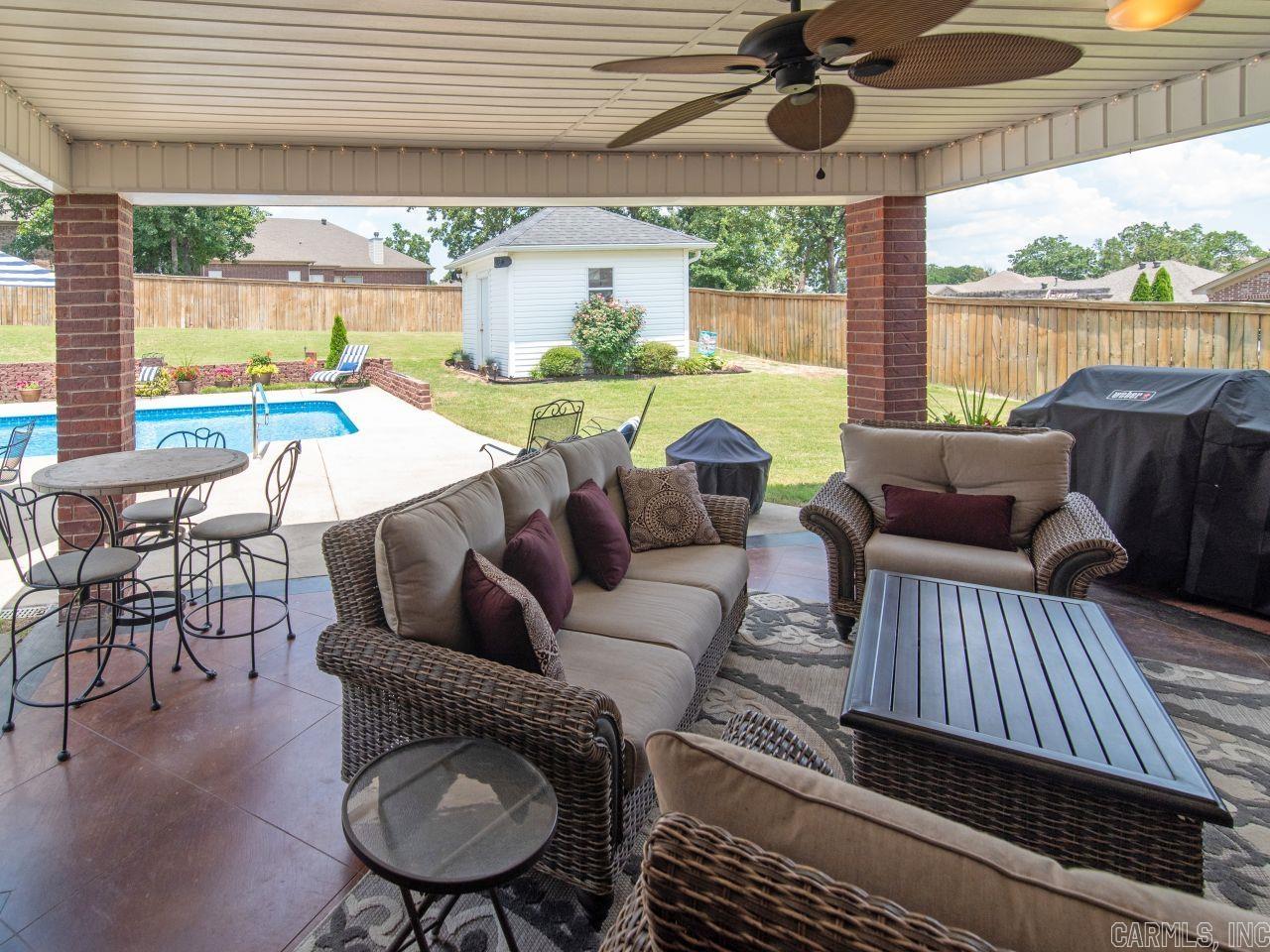 MILLERS CROSSING - Residential