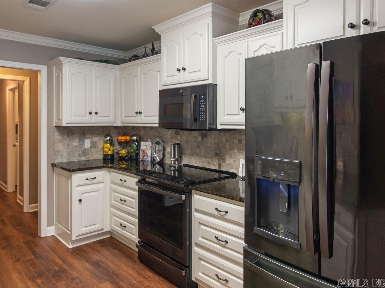 MILLERS CROSSING - Residential