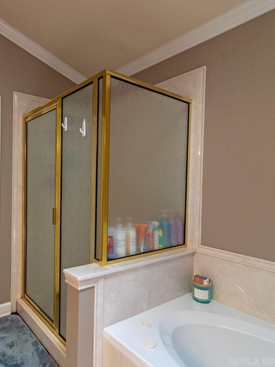 MILLERS CROSSING - Residential