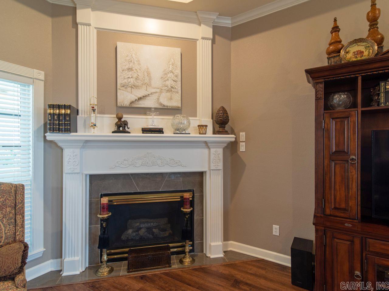 MILLERS CROSSING - Residential