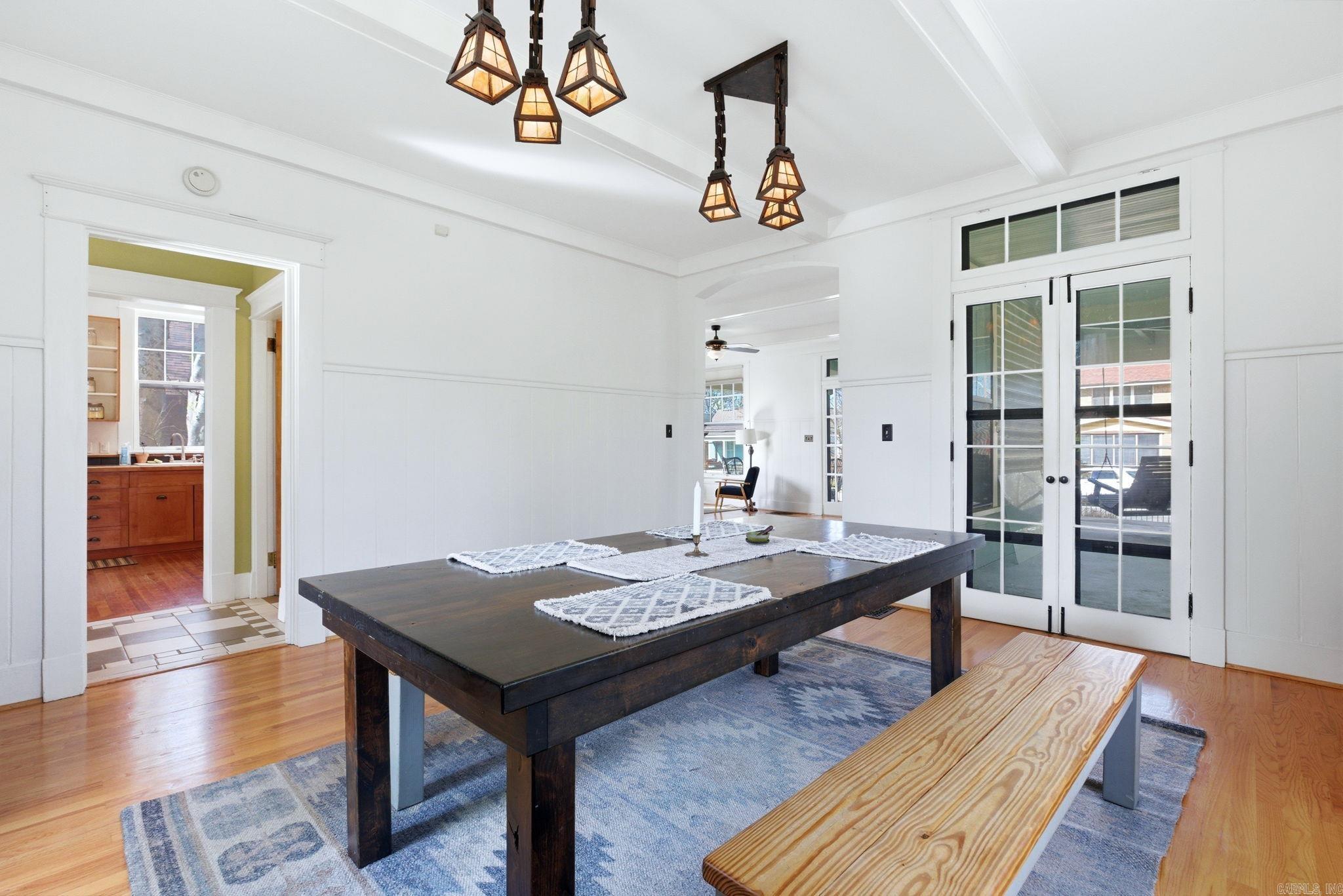 Weldon E Wrights - Residential