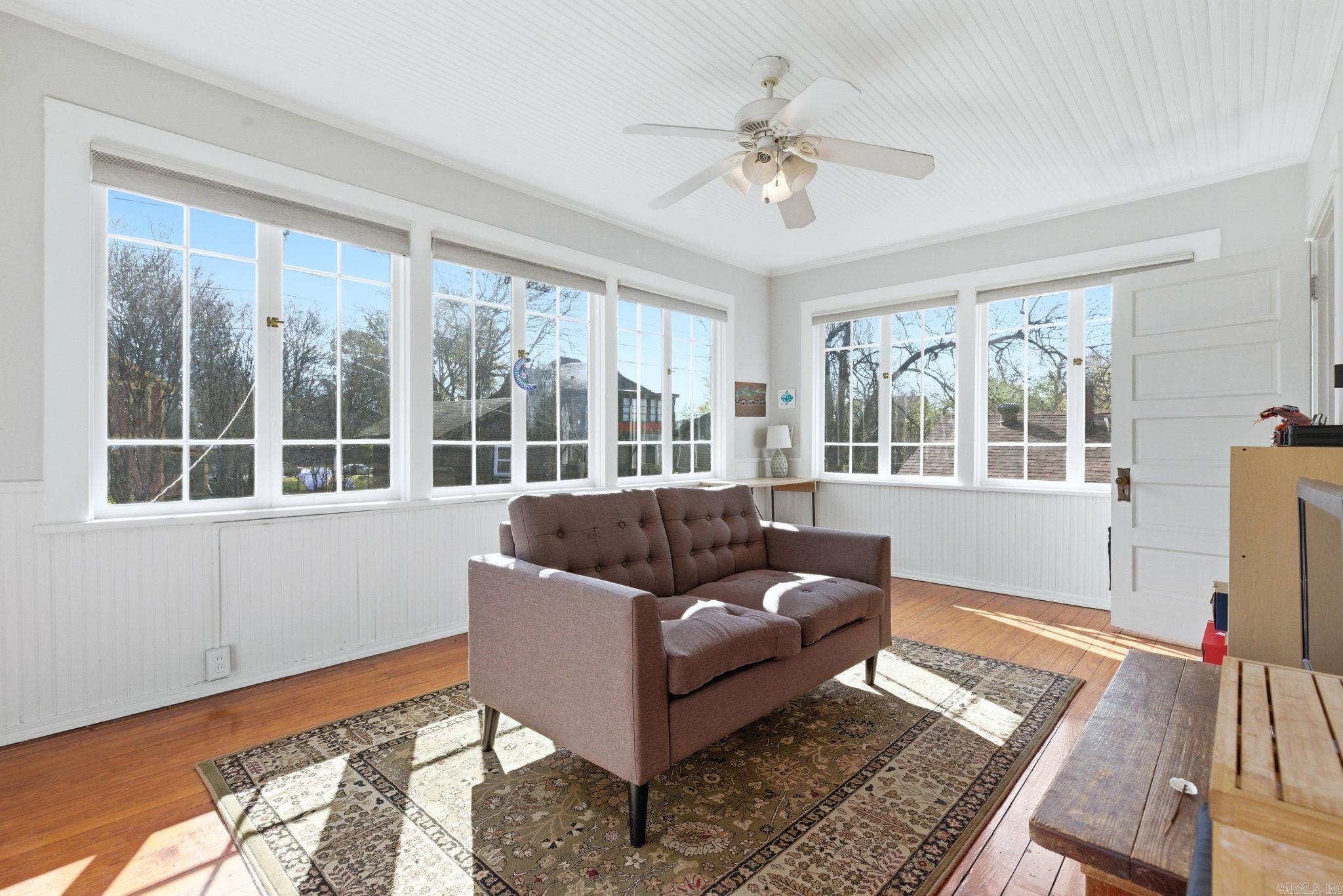 Weldon E Wrights - Residential