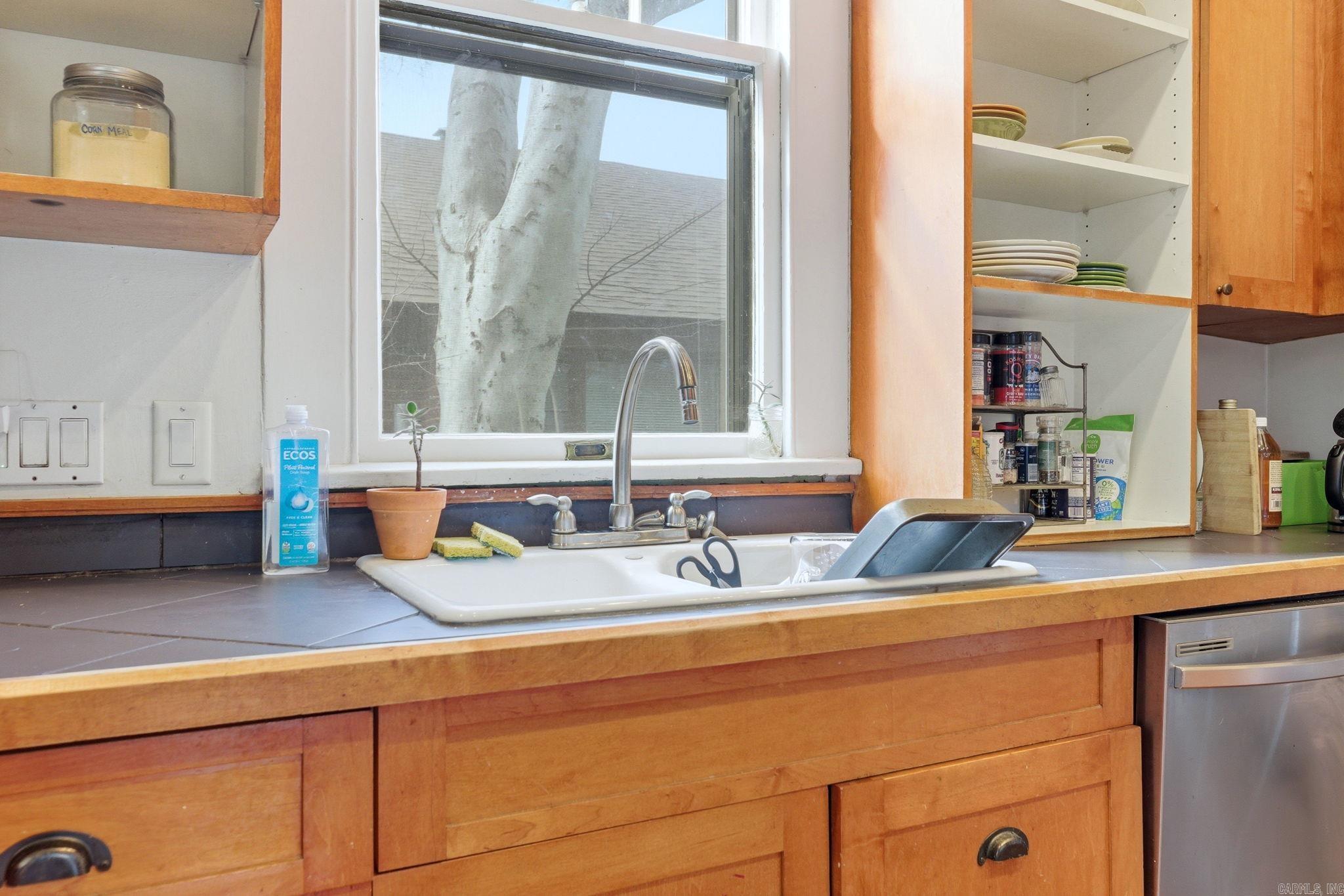 Weldon E Wrights - Residential