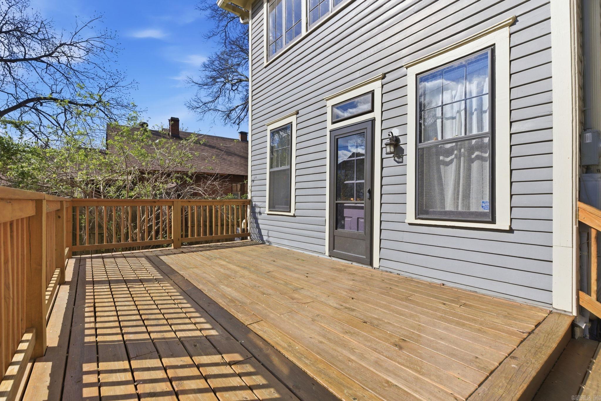 Weldon E Wrights - Residential