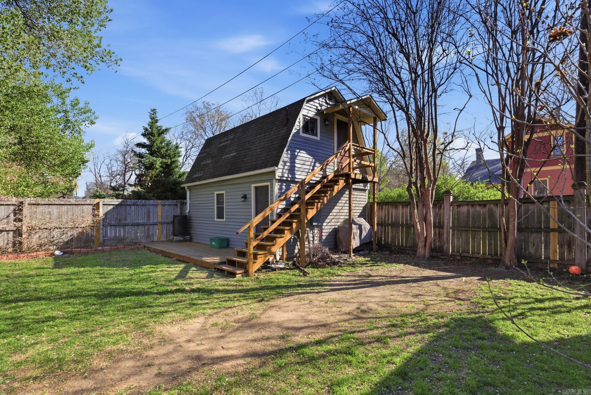 Weldon E Wrights - Residential