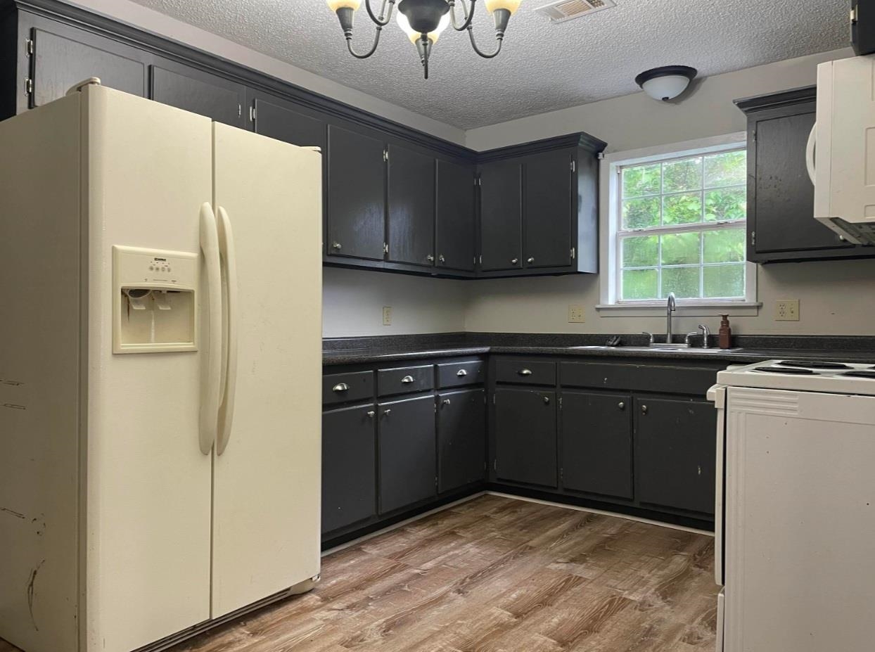 Harrison & Douglas - Residential