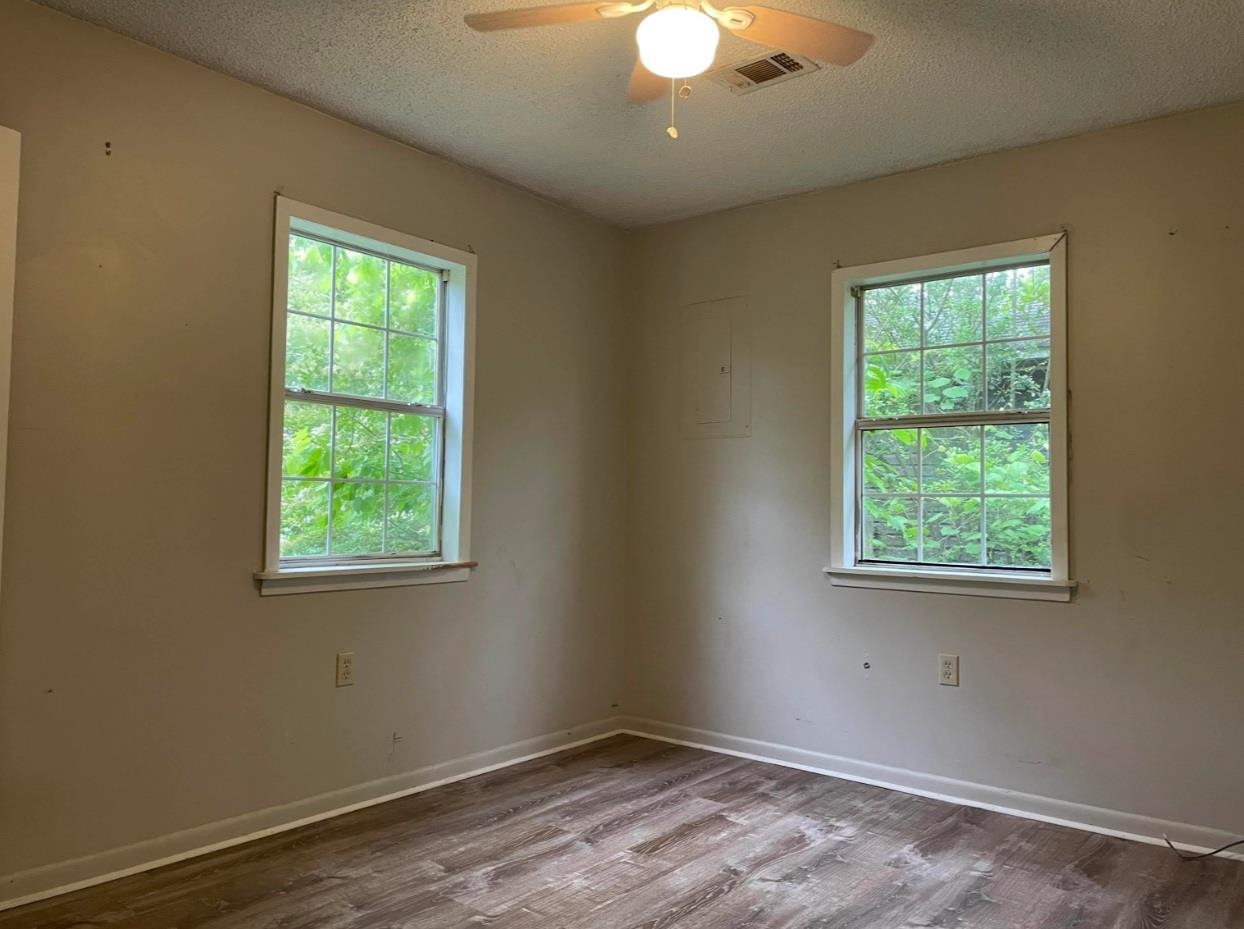 Harrison & Douglas - Residential